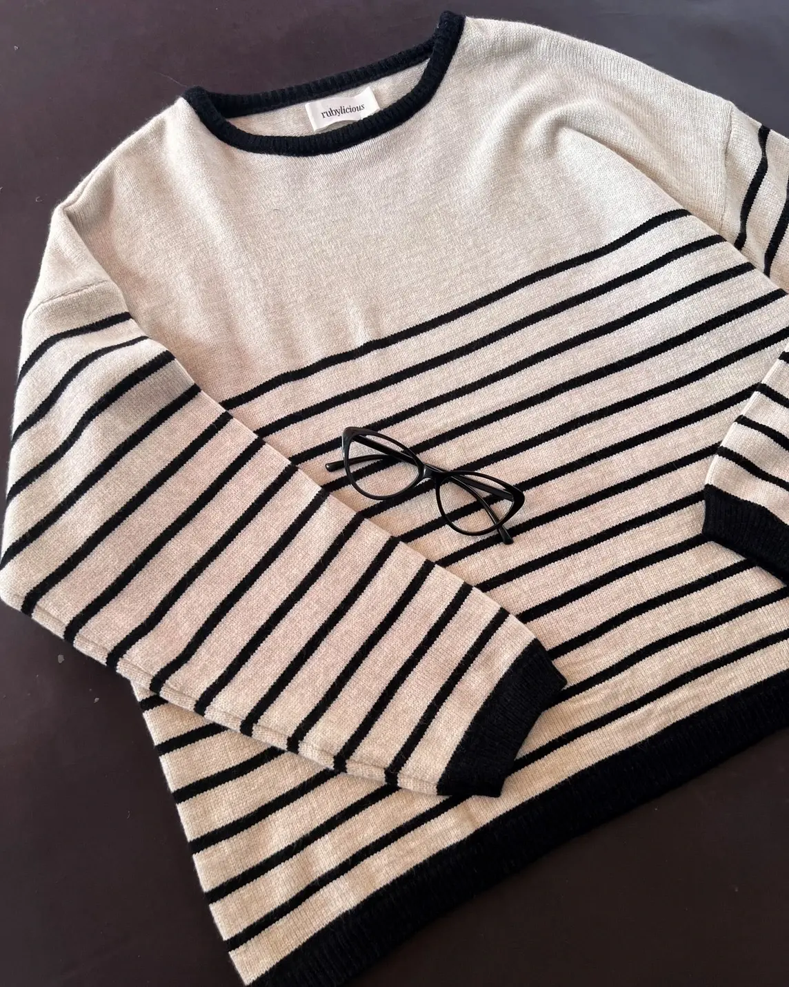 Emery Stripe Longsleeve Kode 210L Beige-Black