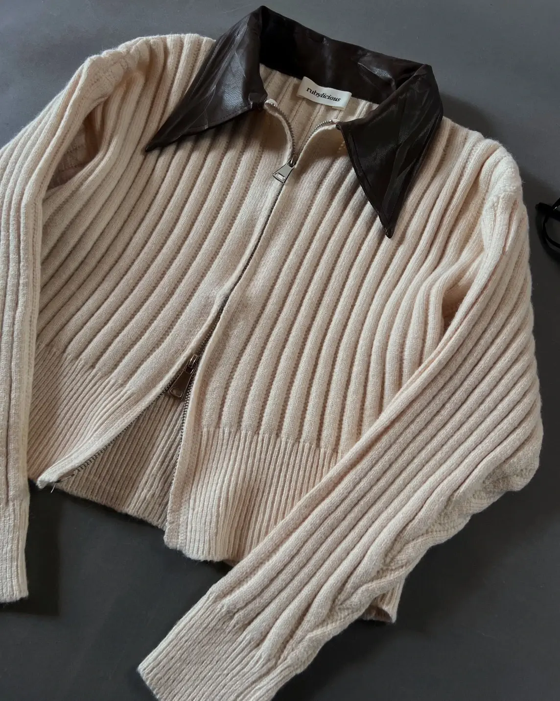 Yerely Jacket Kode 163K Ivory