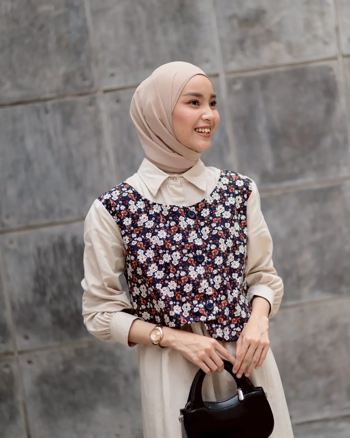Alternative view of Moiru Midi Dress Beige