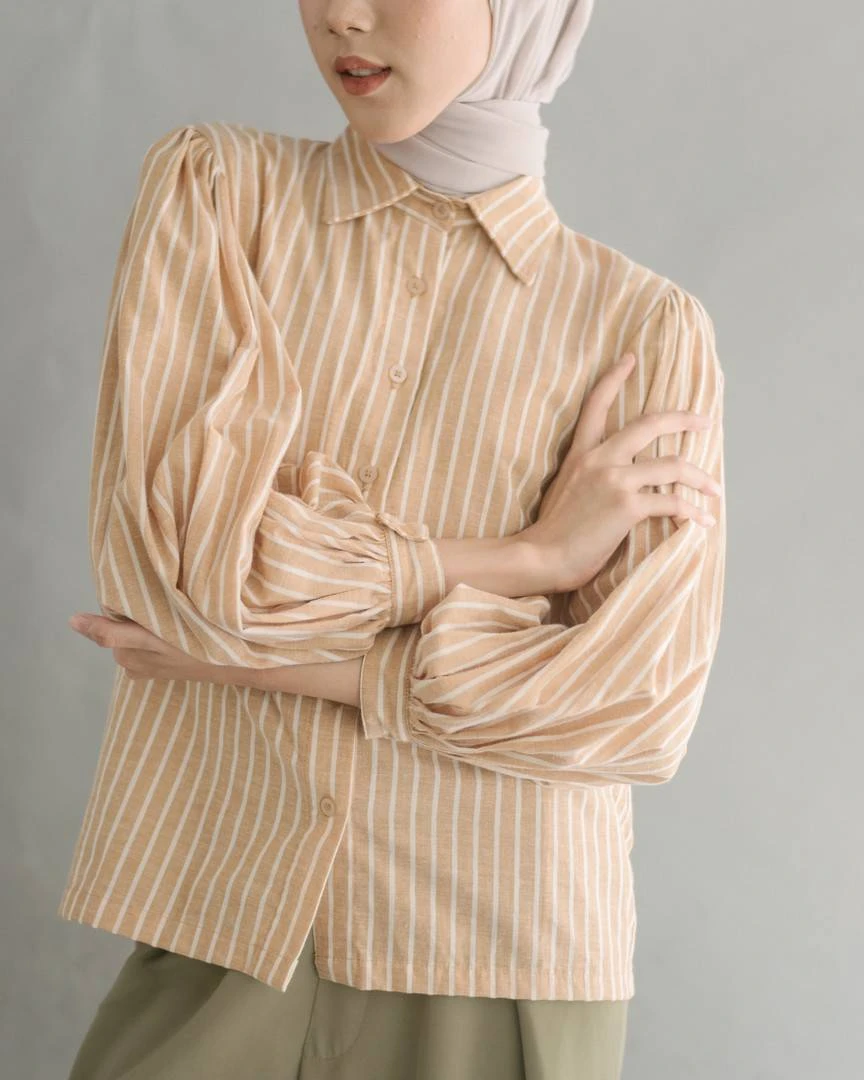 Alternative view of Saskhi Stripe Shirt Milo