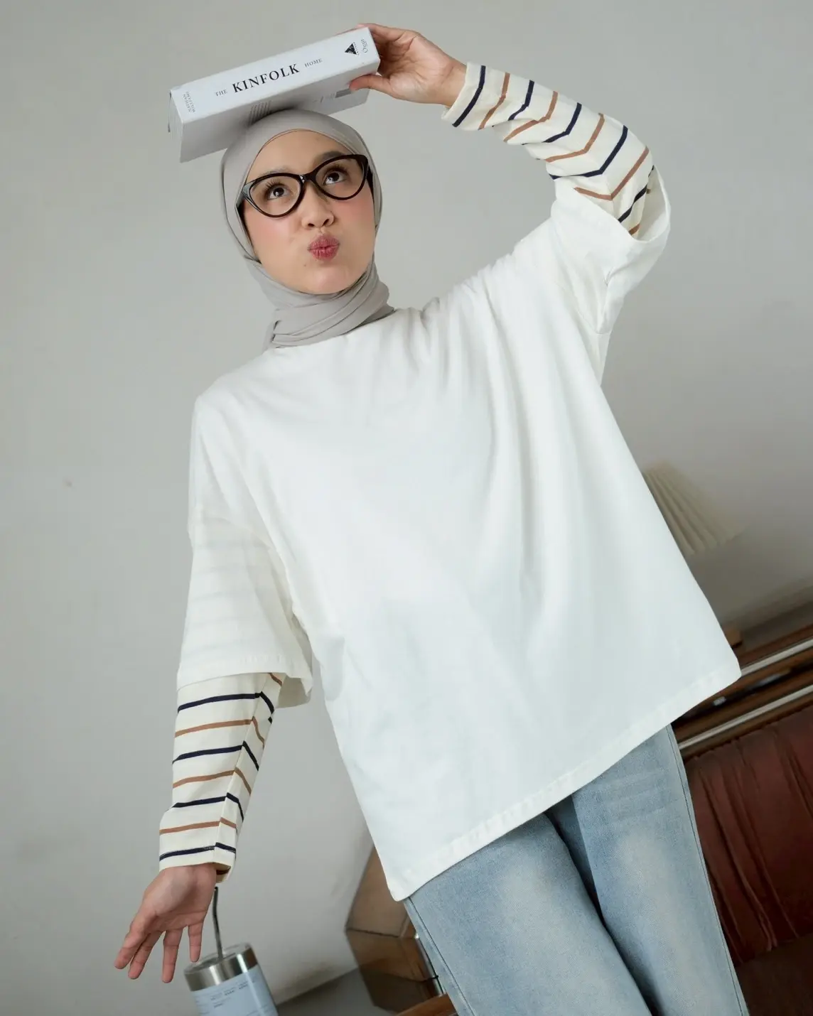 Alternative view of Lunesa Longsleeve Broken White