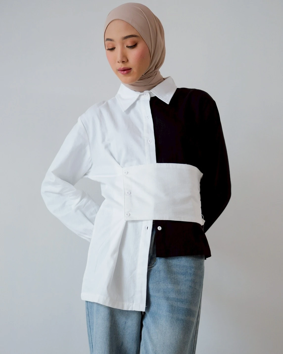 Alternative view of Ethon Shirt Broken White