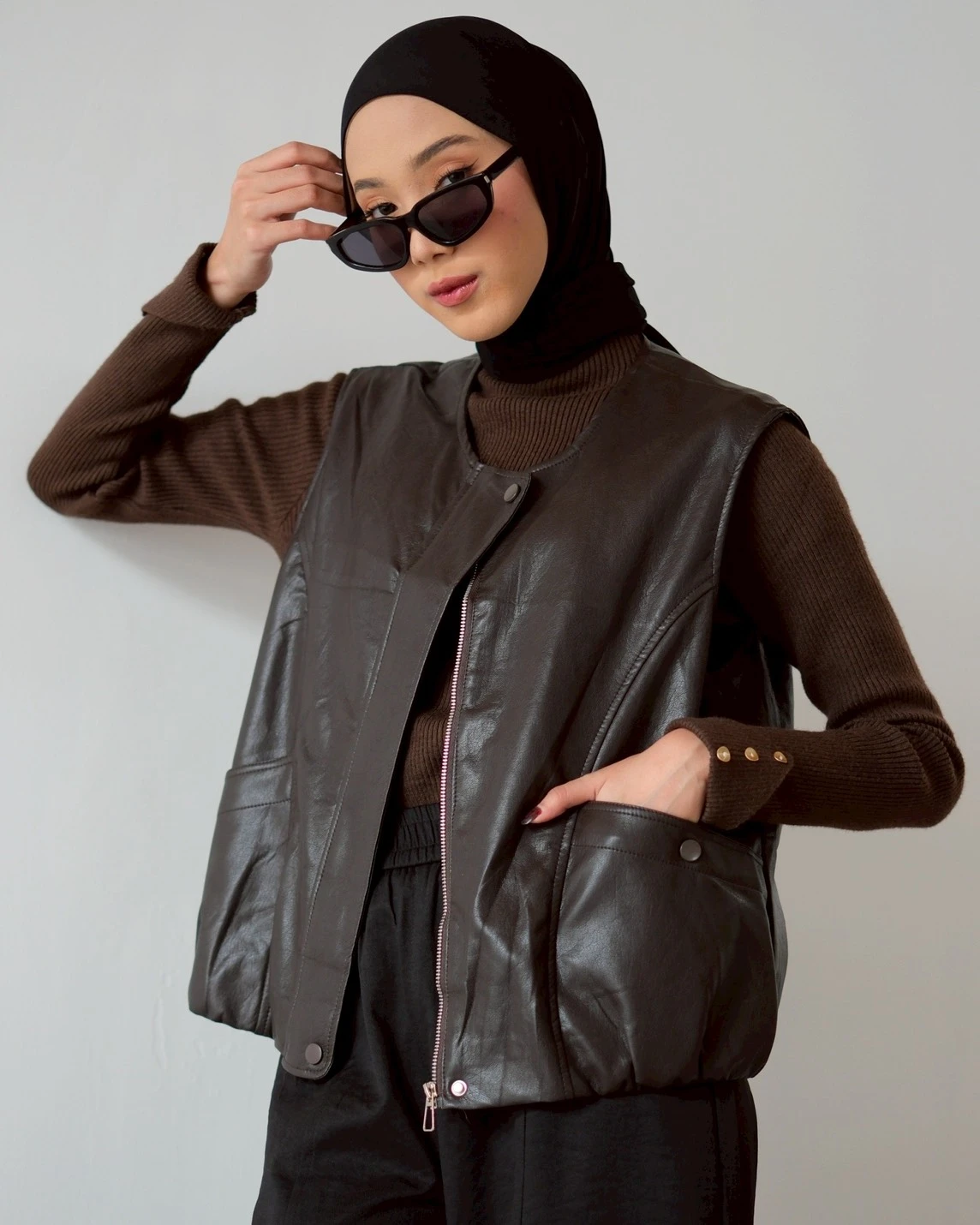 Winola Leather Vest Kode 170M Coffee