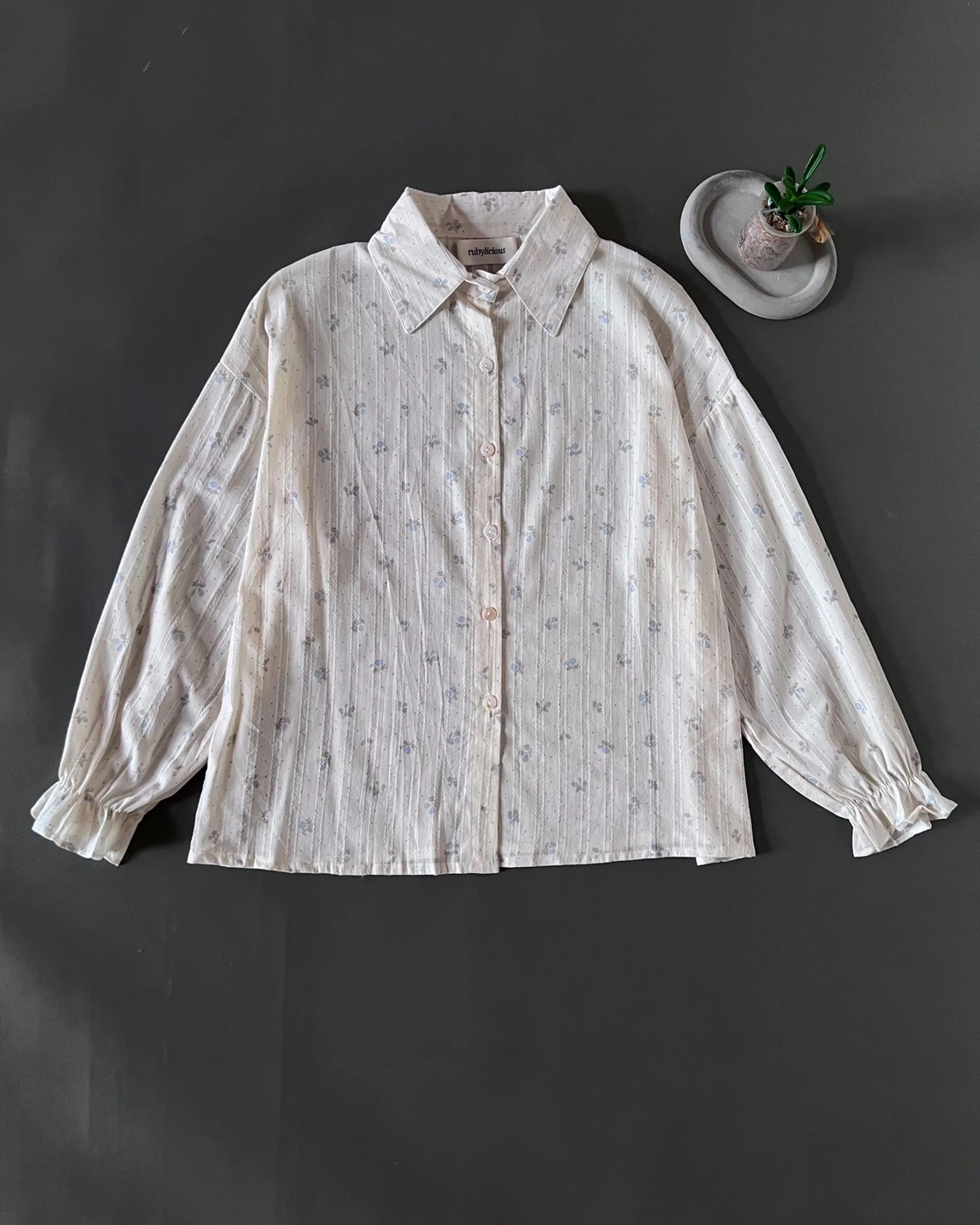 Alternative view of Yvona Shirt Blue