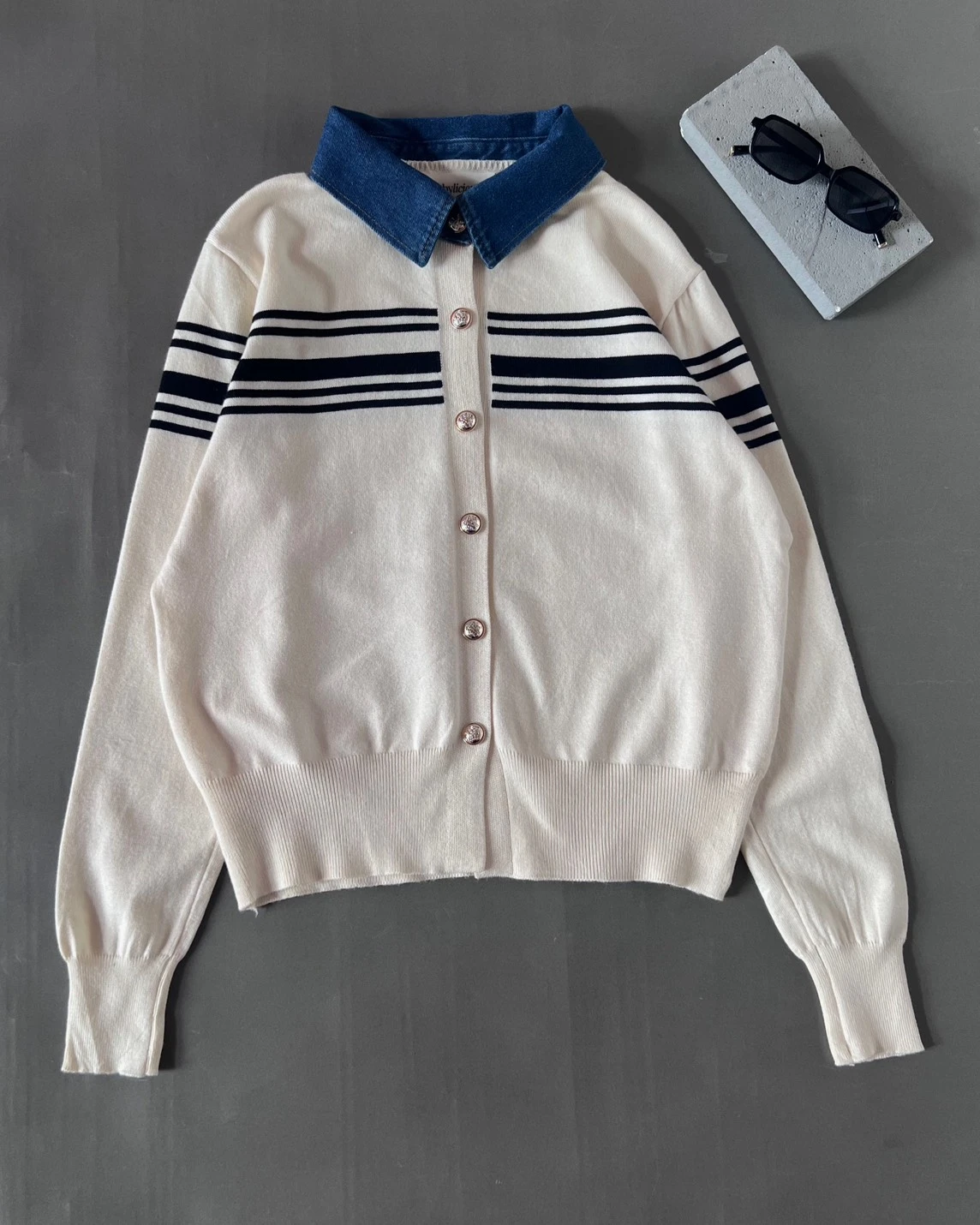 Alternative view of Chedva Longsleeve Kode 1-P Broken White