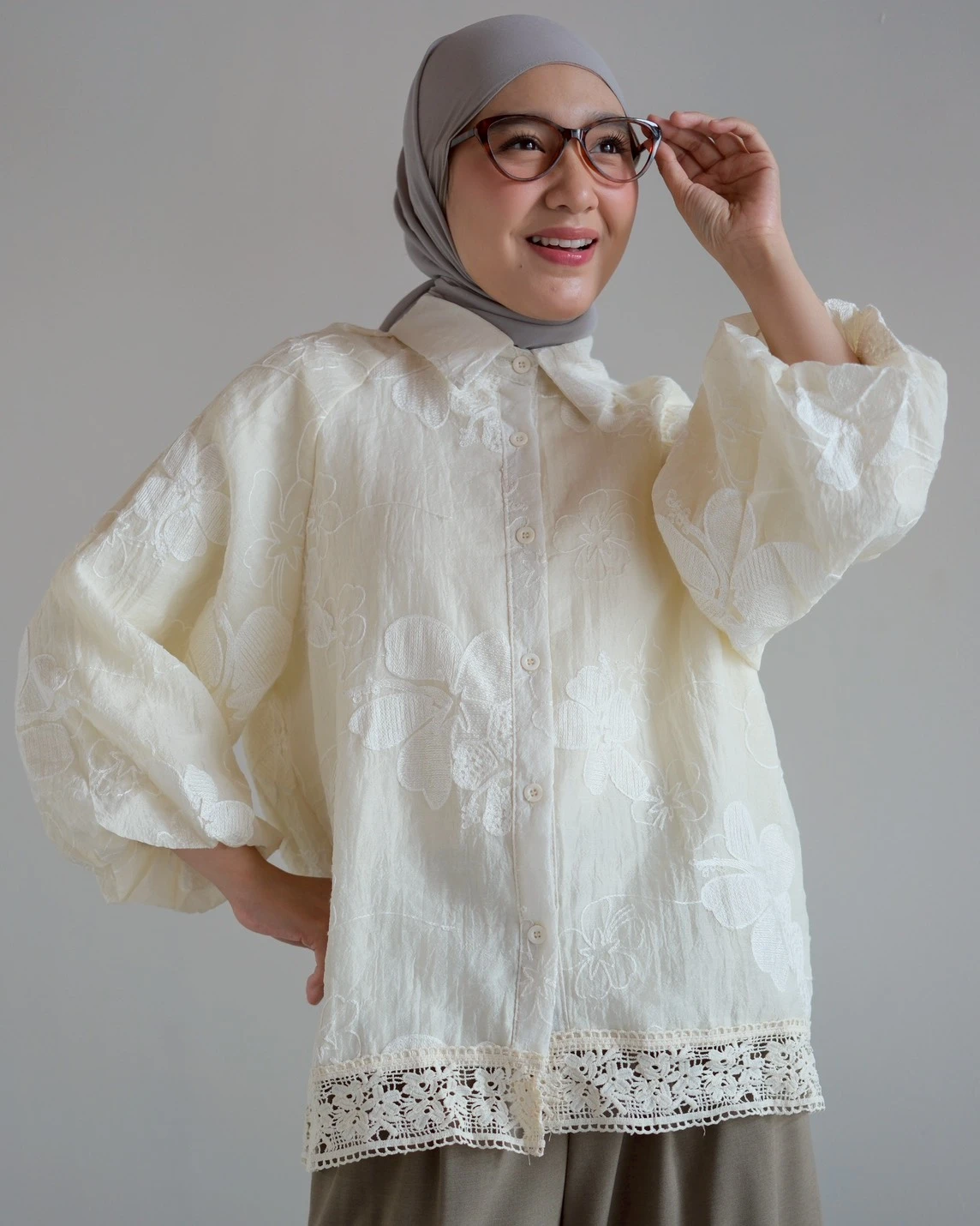 Jaziel Shirt Kode 189M Ivory