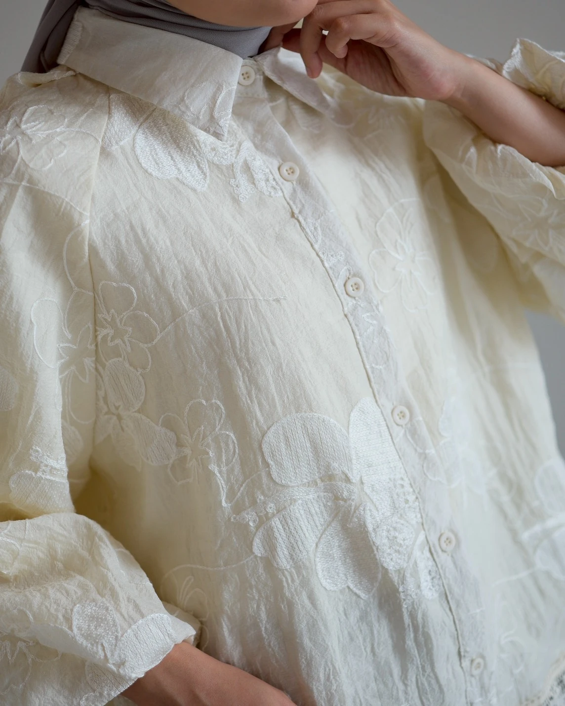 Alternative view of Jaziel Shirt Kode 189M Ivory