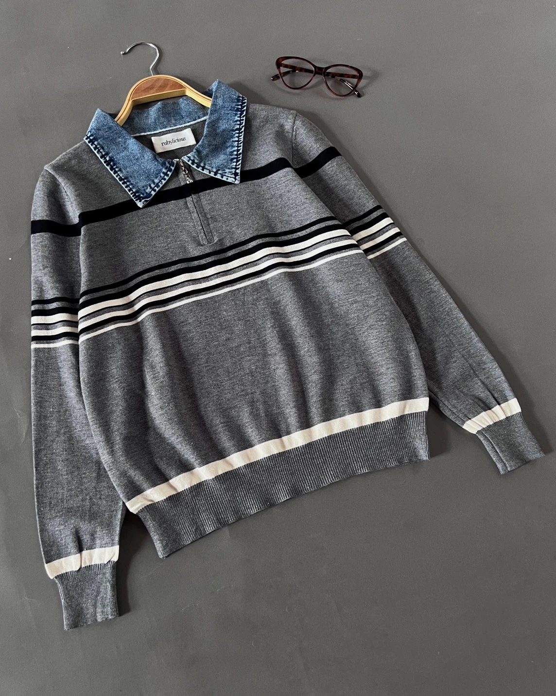 Alternative view of Kavira Stripe Longsleeve Grey