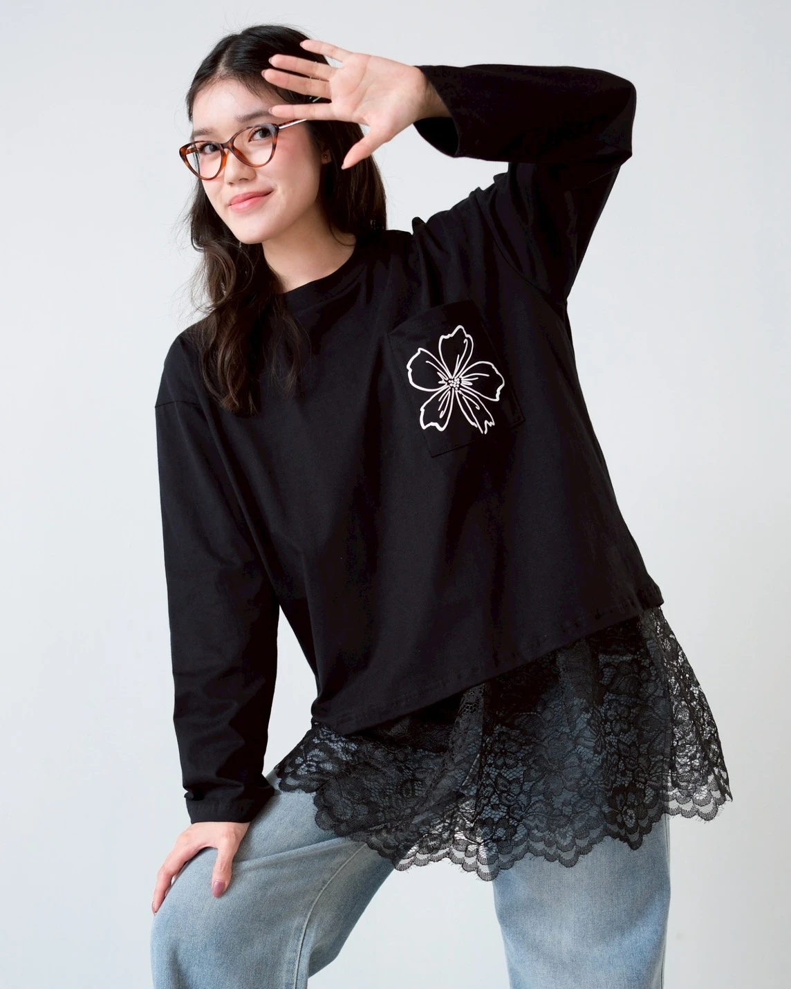 Caeri Tee Black