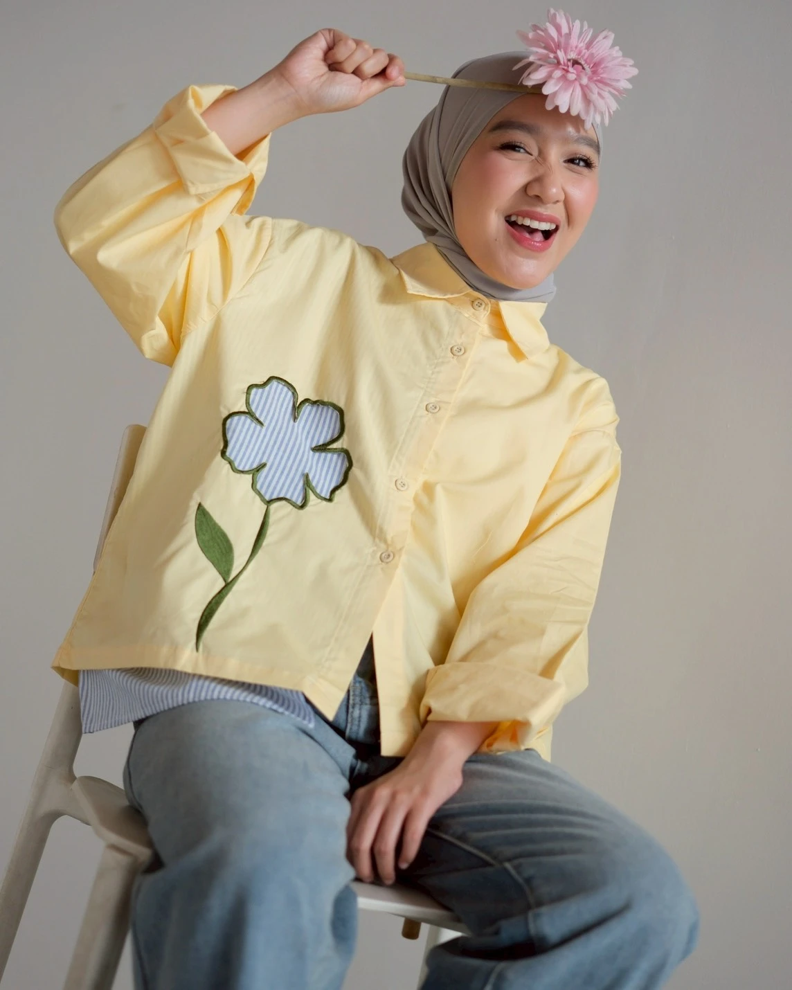Alternative view of Theresa Shirt Pale Banana