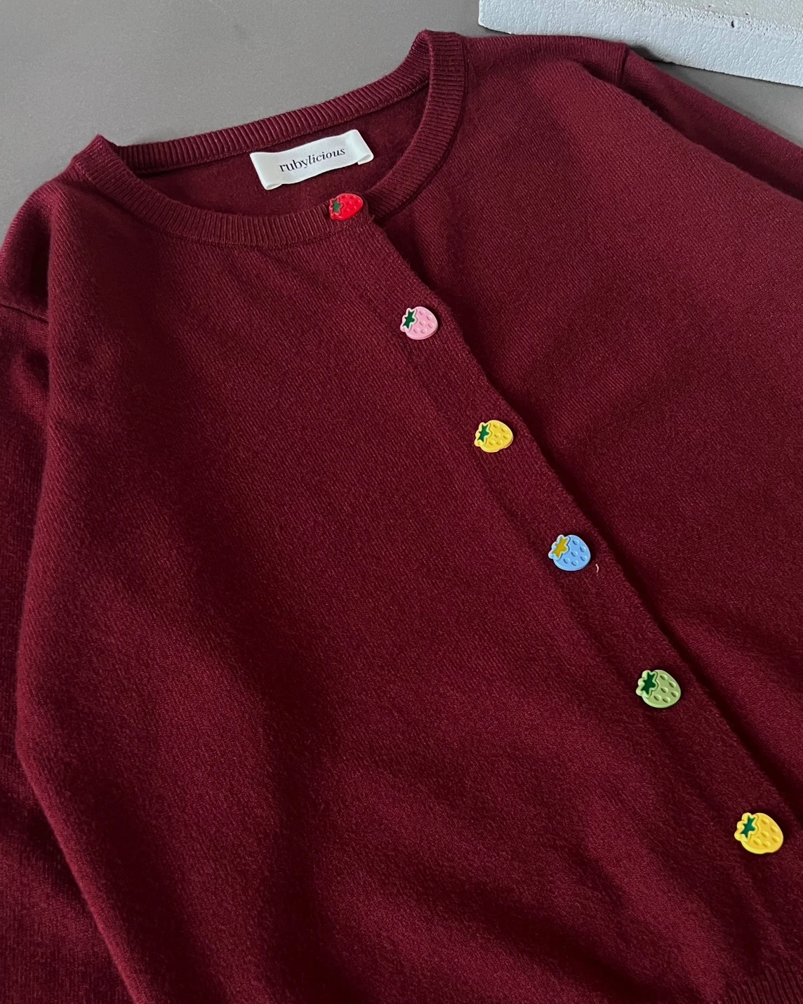 Alternative view of Avriel Cardi Kode 708N Maroon