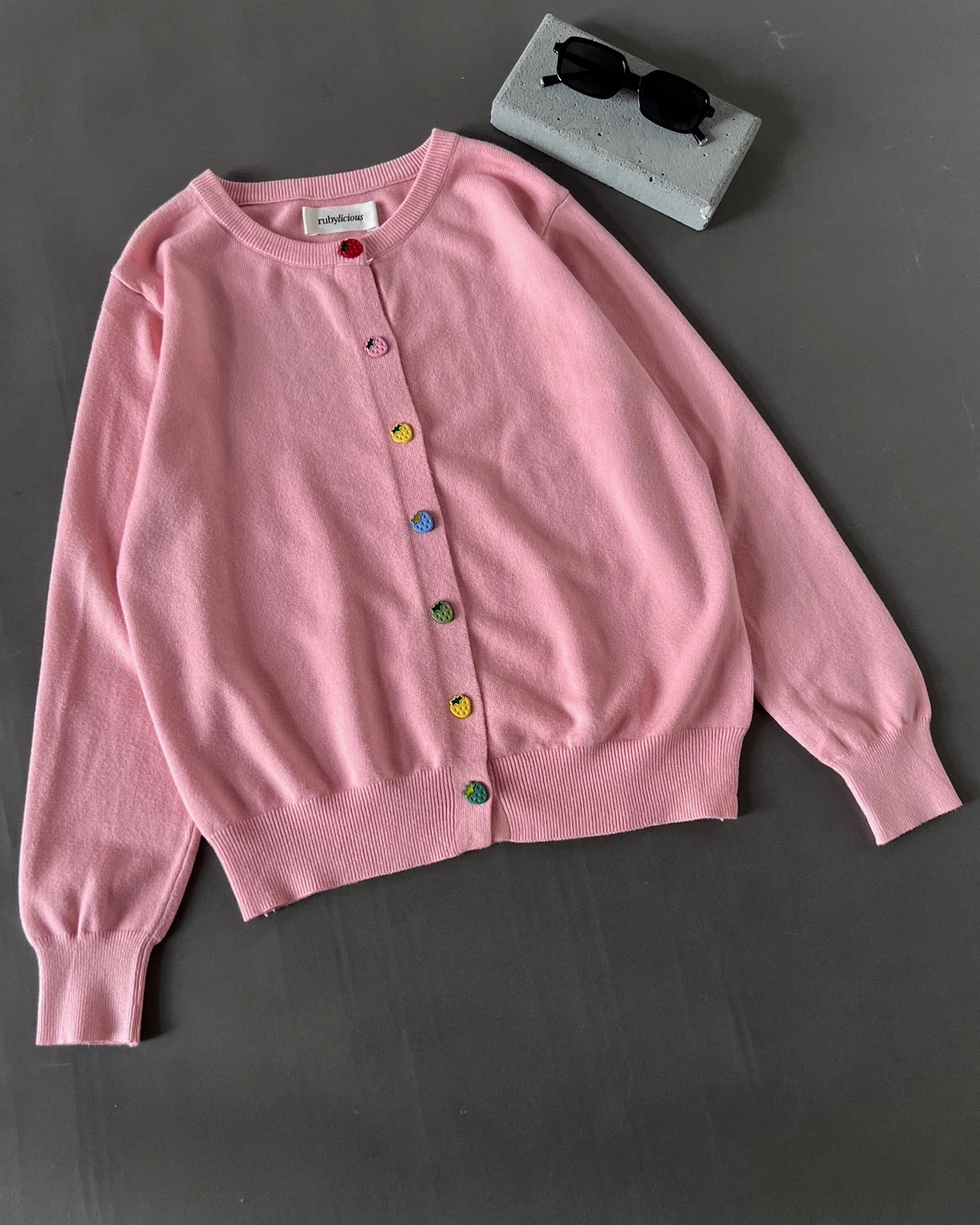 Alternative view of Avriel Cardi Kode 708N Pink