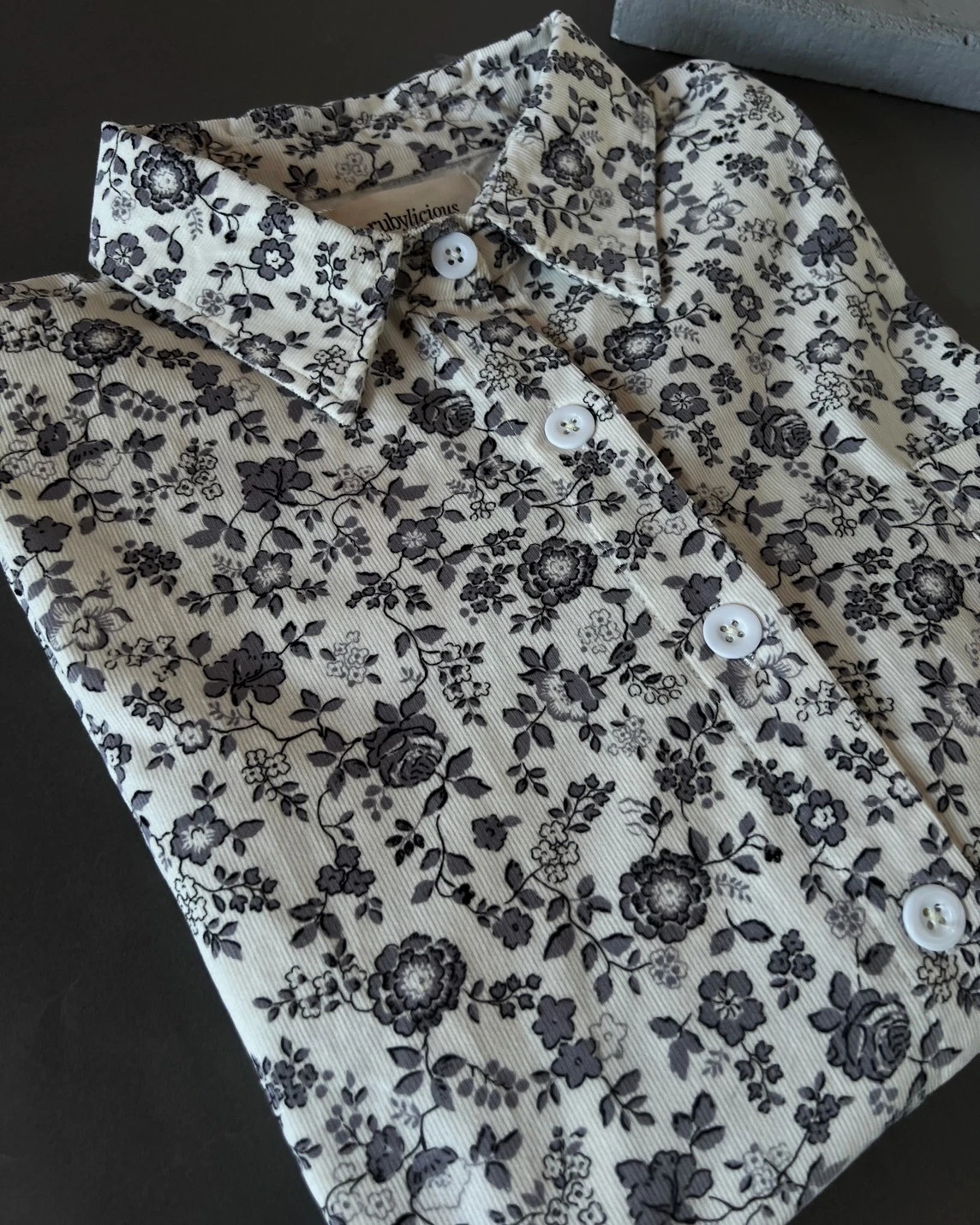 Evarie Corduroy Shirt Kode 26324