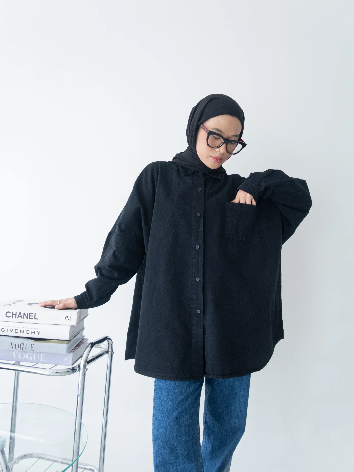 Alternative view of Dagestan Colour Oversized Shirt Black