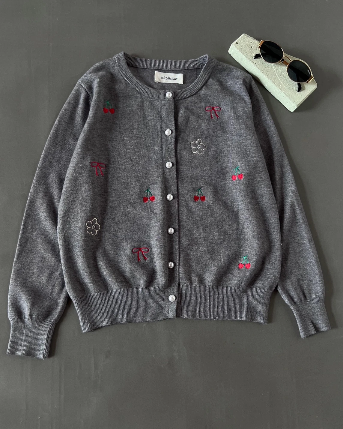 Alternative view of Pervara Cardi Kode 709N Grey