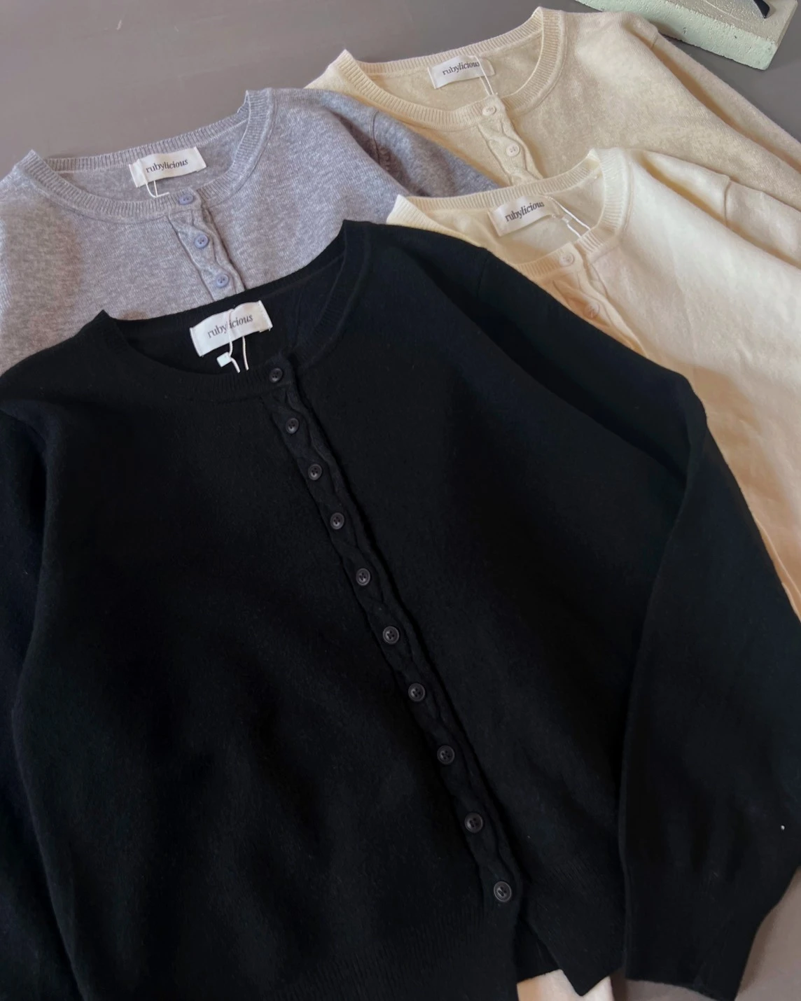 Alternative view of Revina Cardi Kode 8668 Black