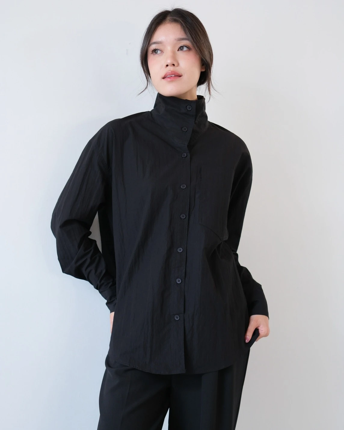 Alternative view of Atreya Jacket Kode Black