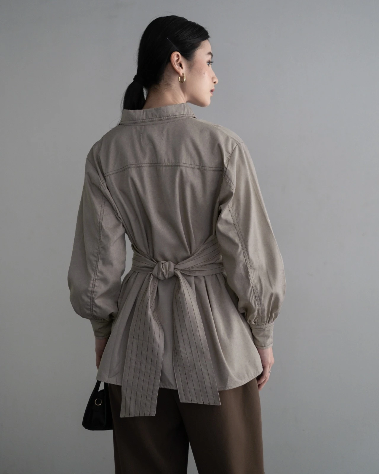 Lizzy Shirt Khaki - Image 3