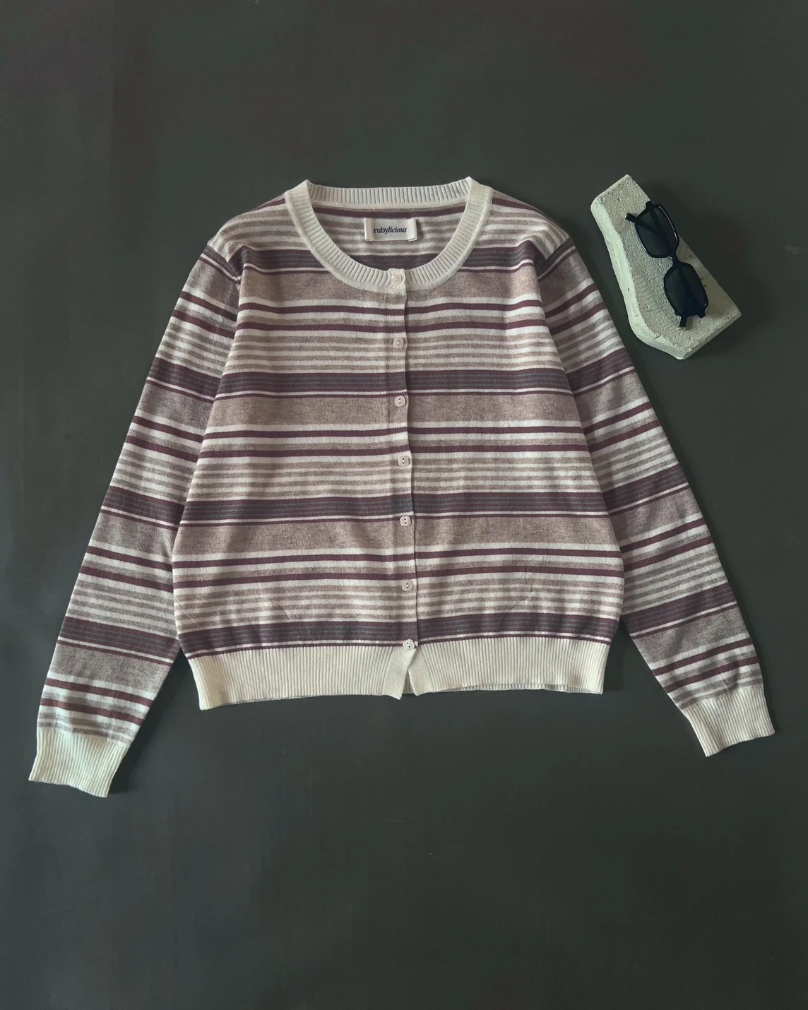 Alternative view of Dheca Stripe Cardi Kode 10-P Broken White