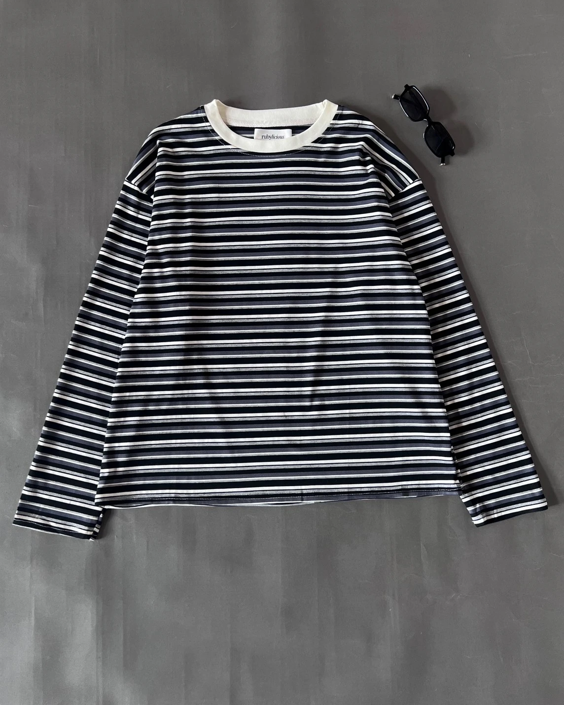 Alternative view of Gideon Stripe Longsleeve Kode 212P Black