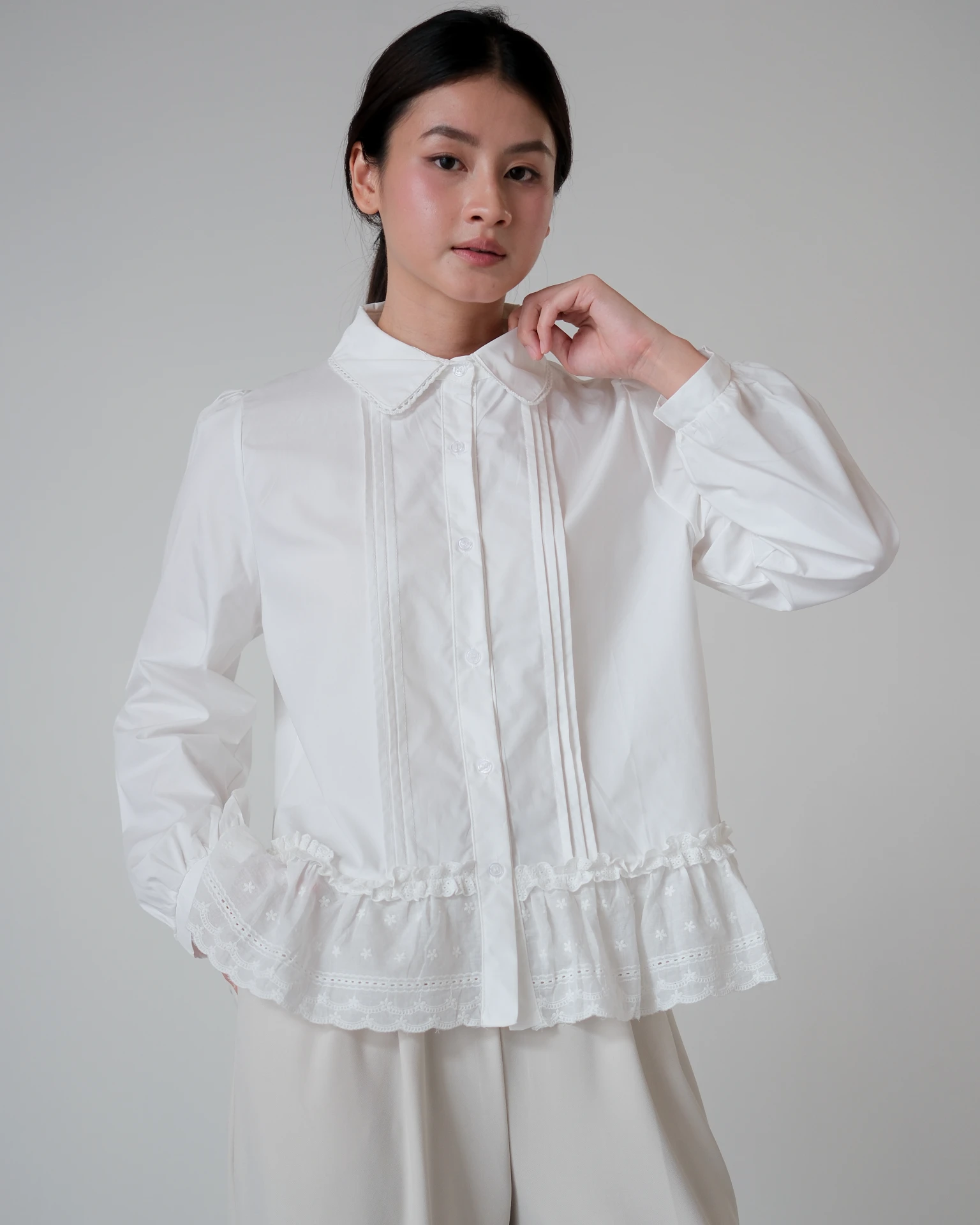 Isleva Shirt Kode 151M Broken White