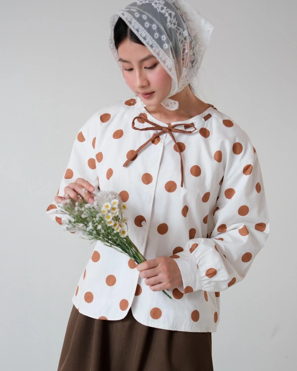 Alternative view of Prazna Polka Blouse Kode 26327 Broken White