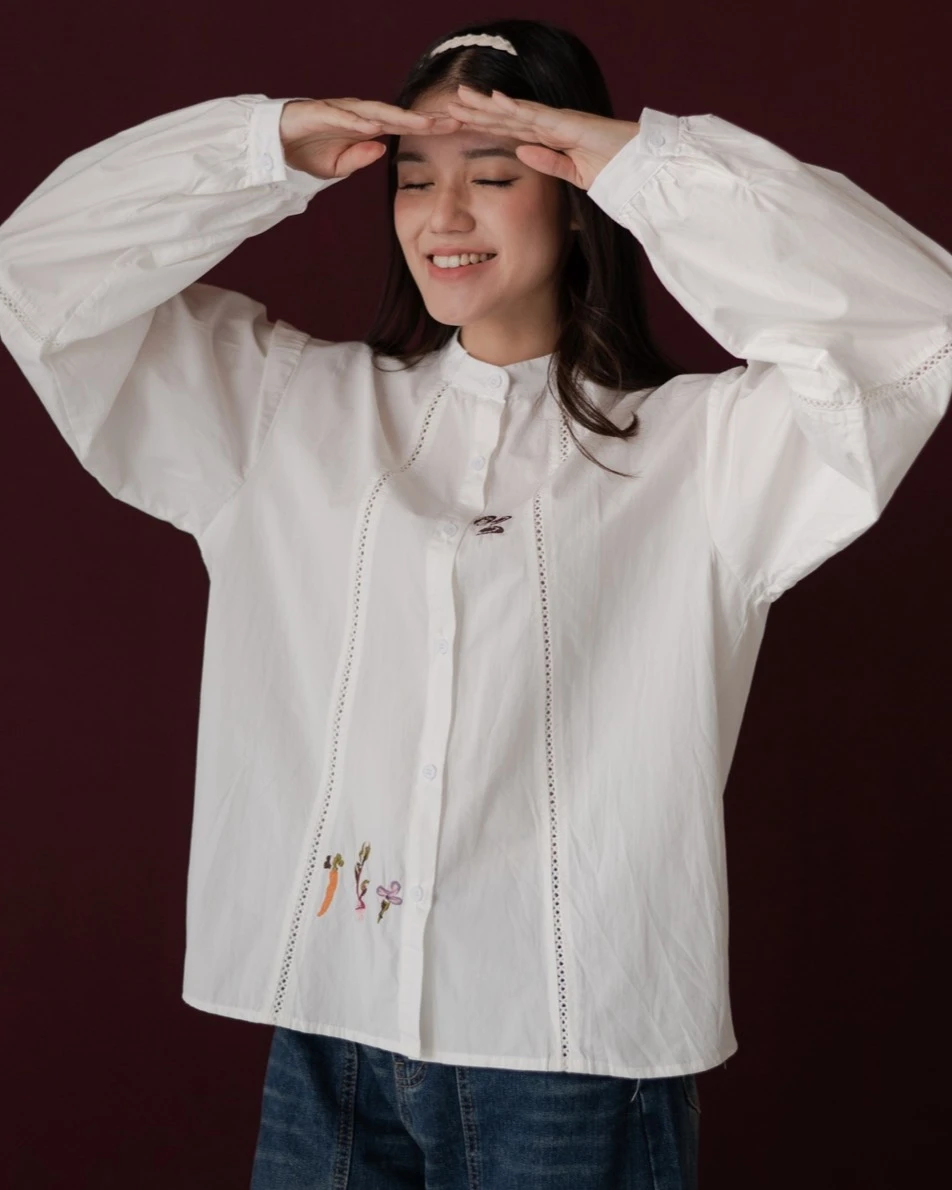 Alternative view of Ulfiza Shirt Kode 536N Broken White