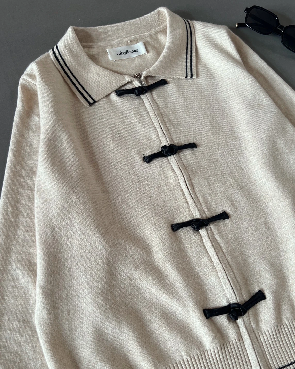 Alternative view of Fronia Knit Jacket Kode 294O Beige