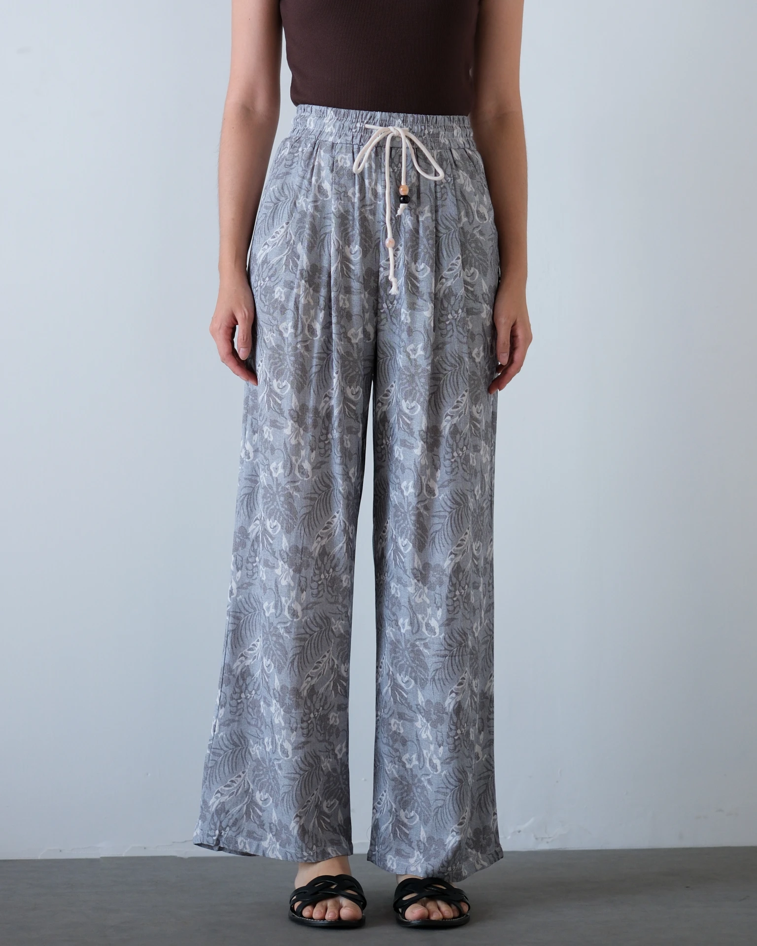 Alternative view of Xaylo Cullote Pants Kode 699N Kode B