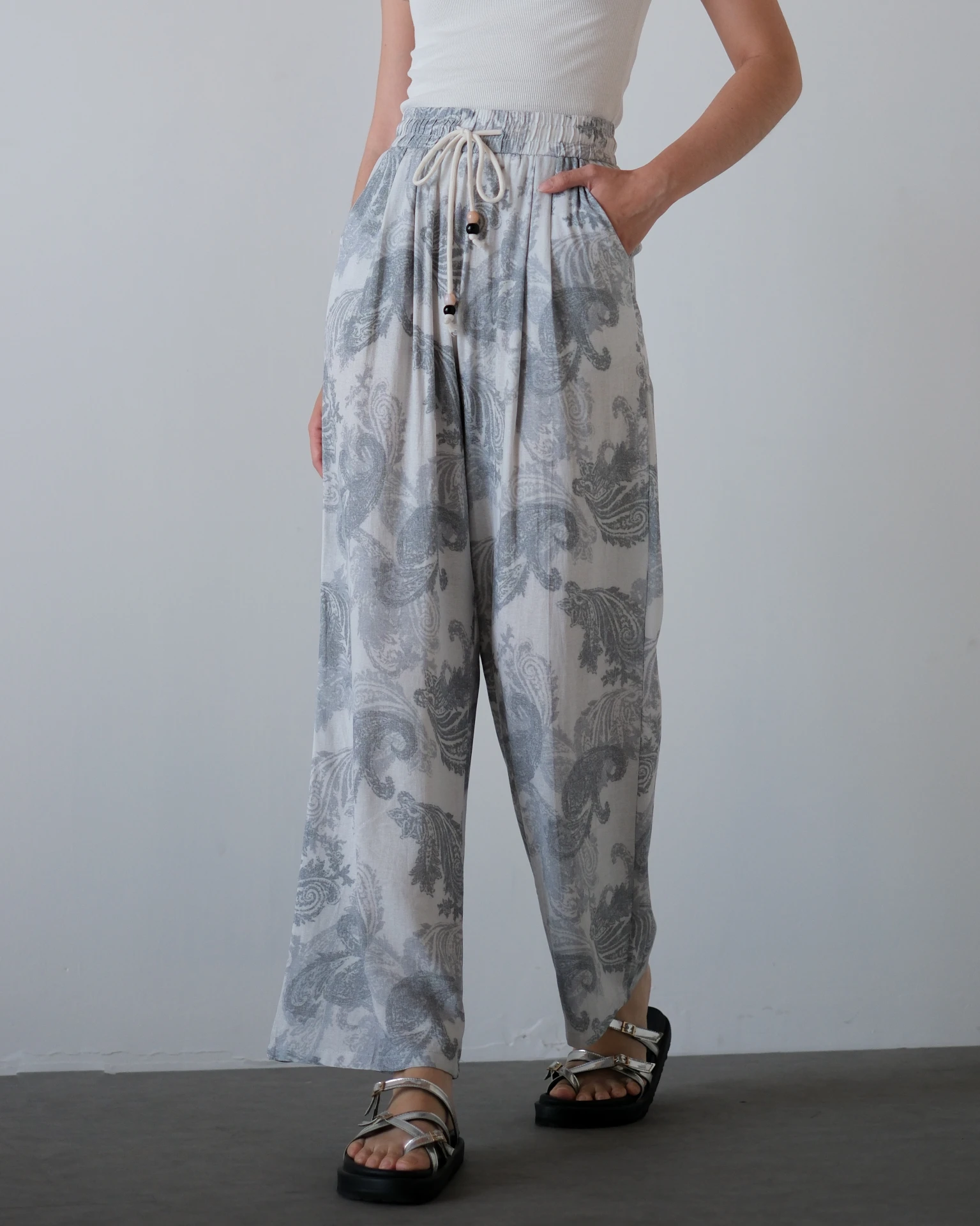 Alternative view of Xaylo Cullote Pants Kode 699N Kode F