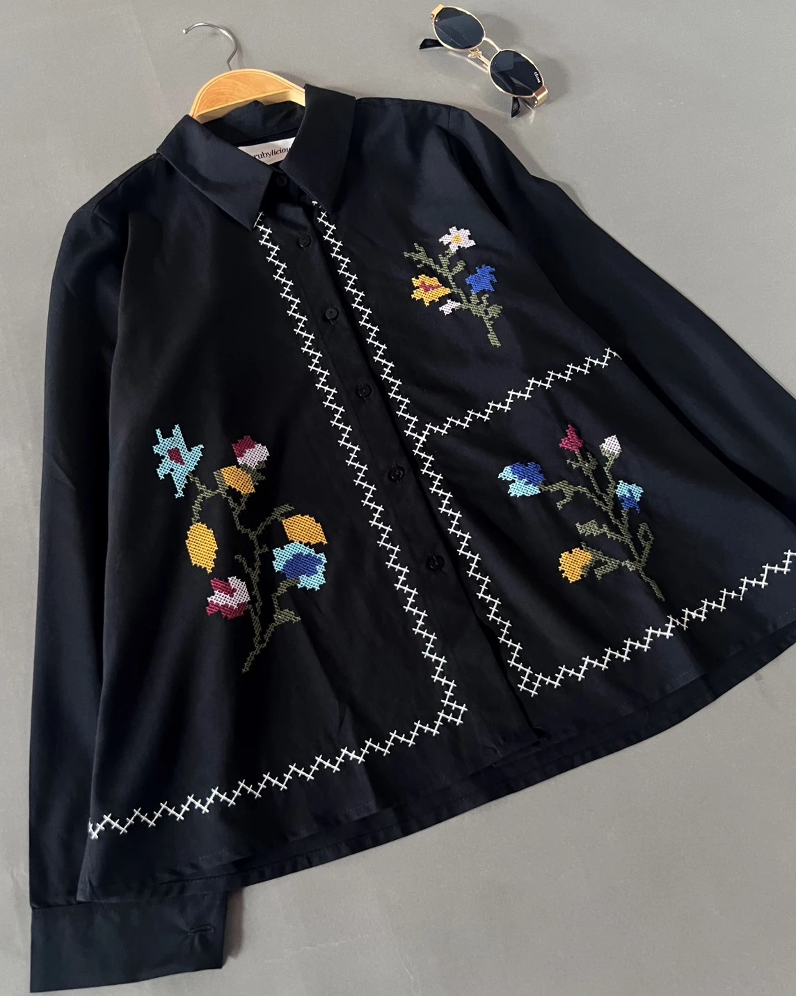 Alternative view of Clyda Shirt Kode 20448 Black