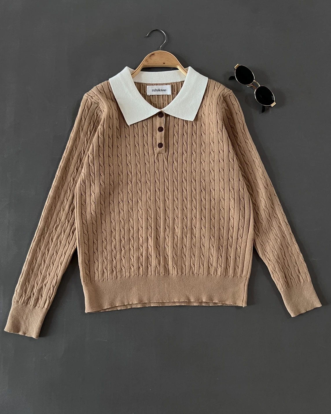 Alternative view of Famira Longsleeve Kode 226P Milo