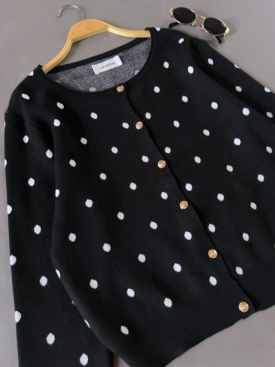 Glica Cardi Kode 156P Black