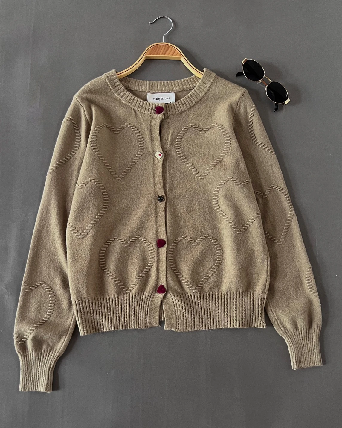 Alternative view of Ileya Cardi Kode 407 O Olive