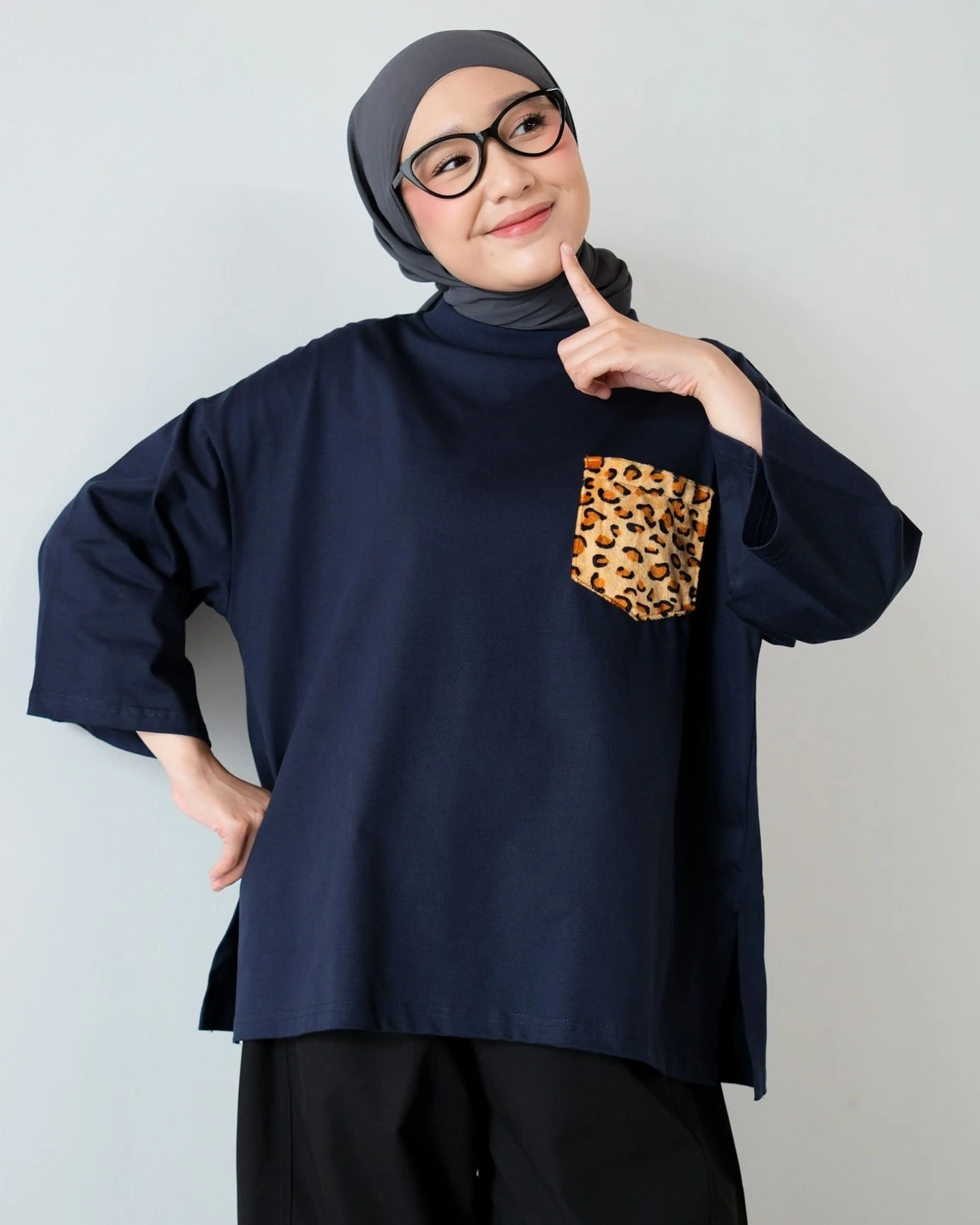Alternative view of Pocket T-Shirt Navy