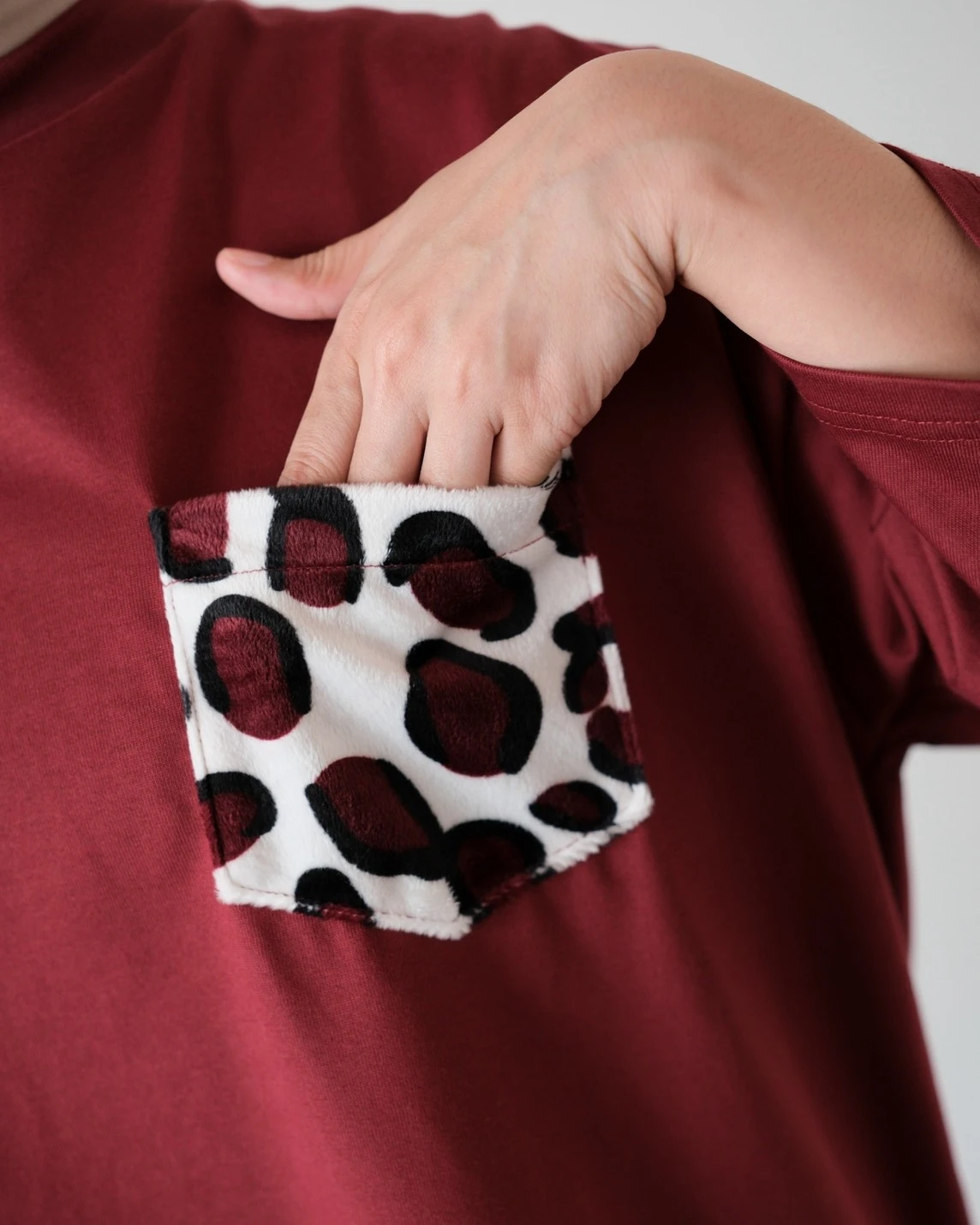 Pocket T-Shirt Maroon - Image 3