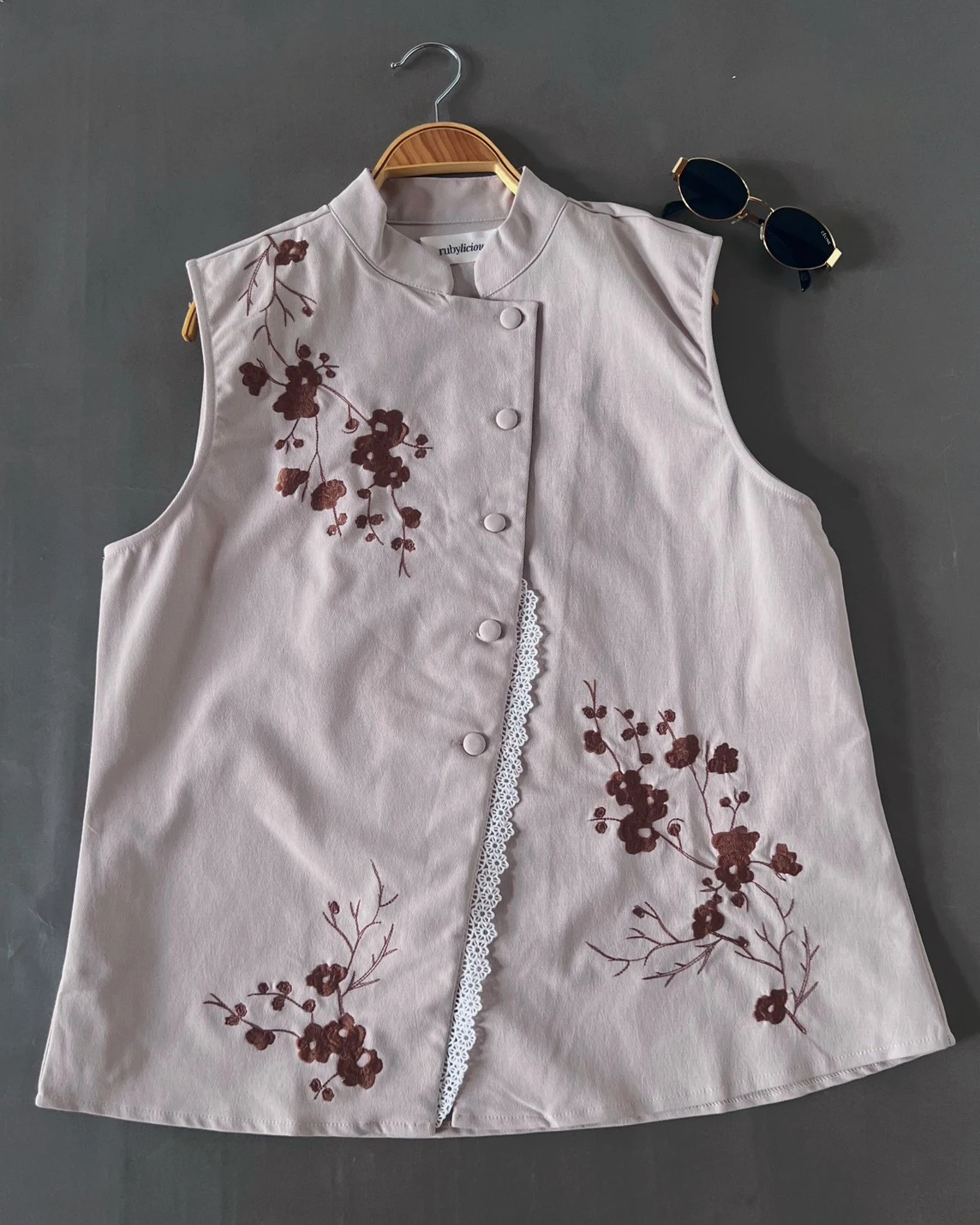 Jecqa Vest Kode 1509 Beige