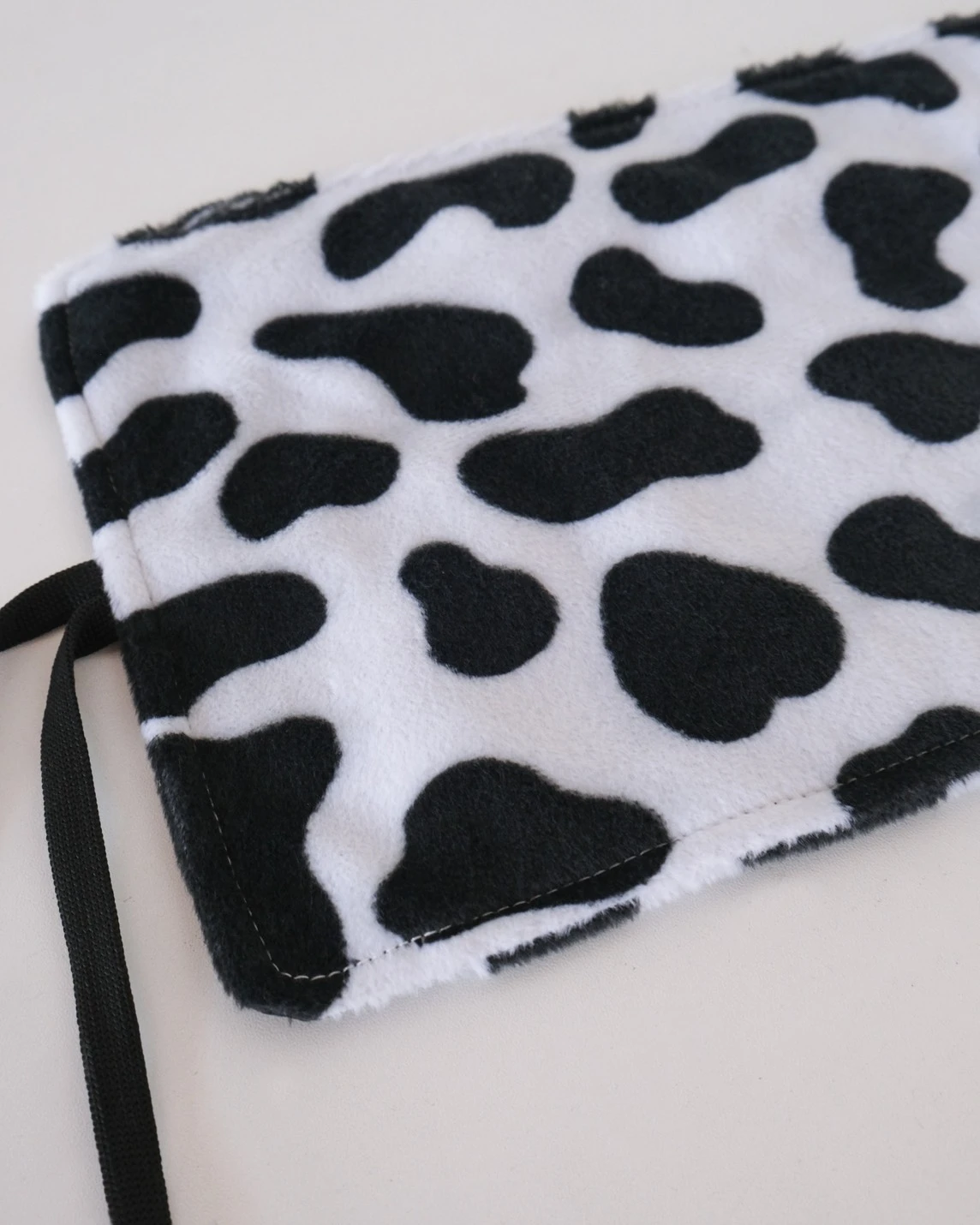 Alternative view of Animal Printed Roll Case Cow