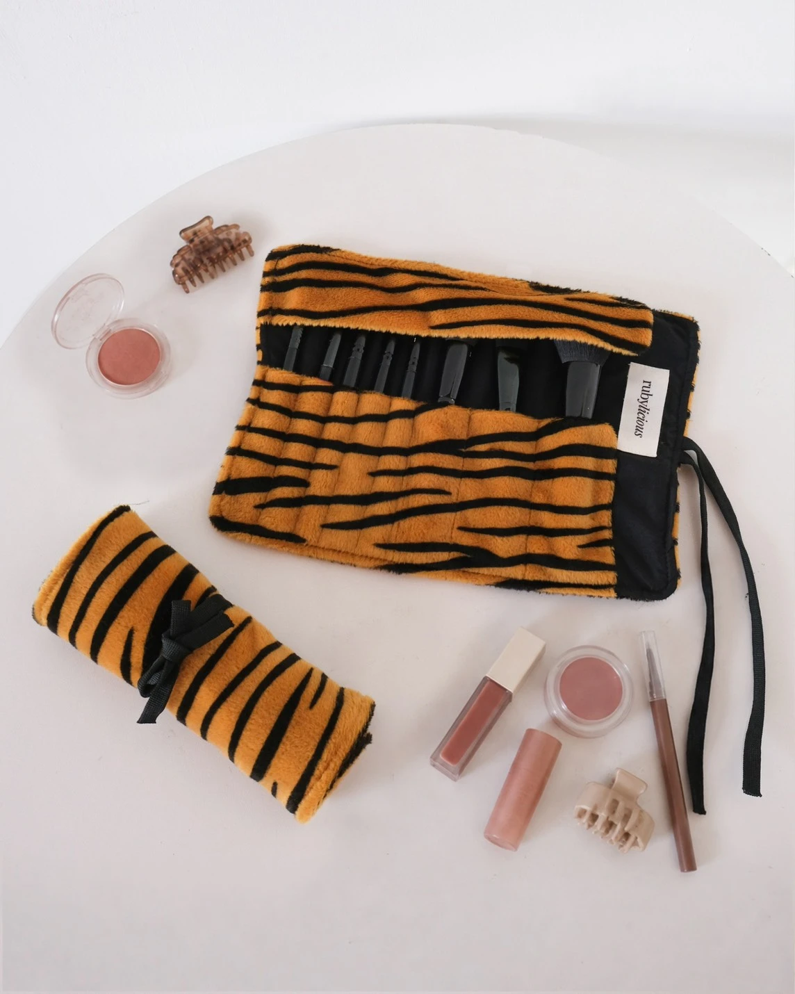 Animal Printed Roll Case Tiger