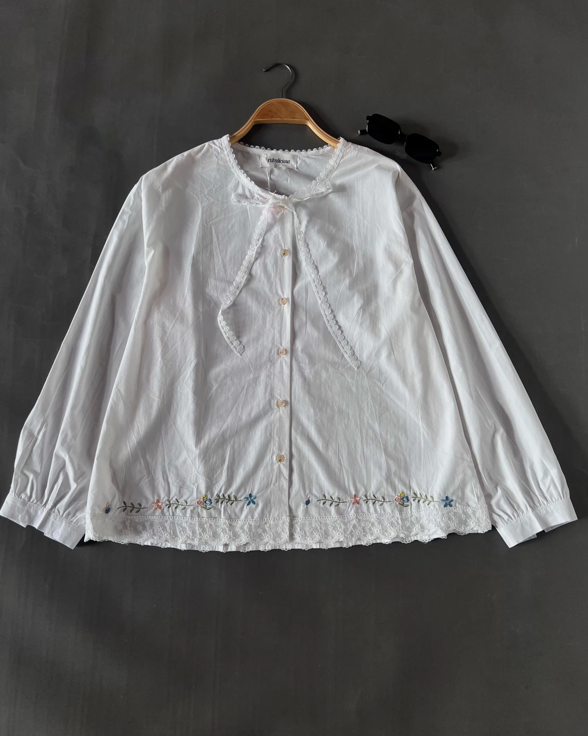 Jiva Shirt Kode 8801 White