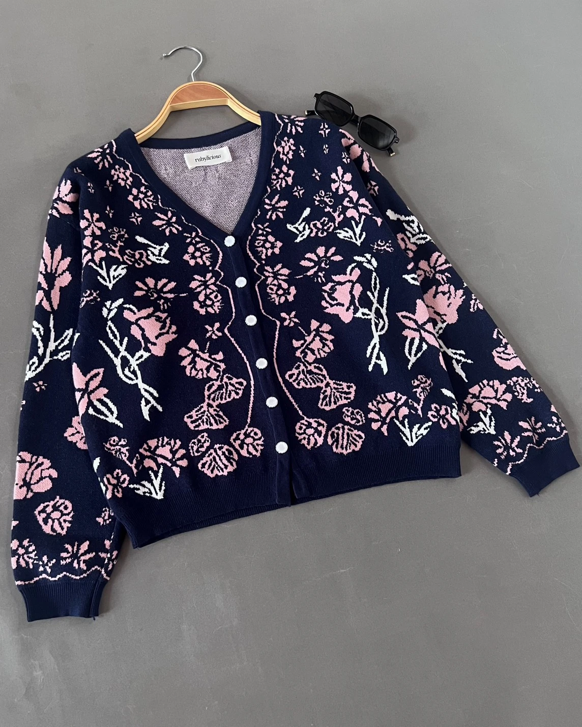 Alternative view of Icesya Cardi Kode 266P Navy
