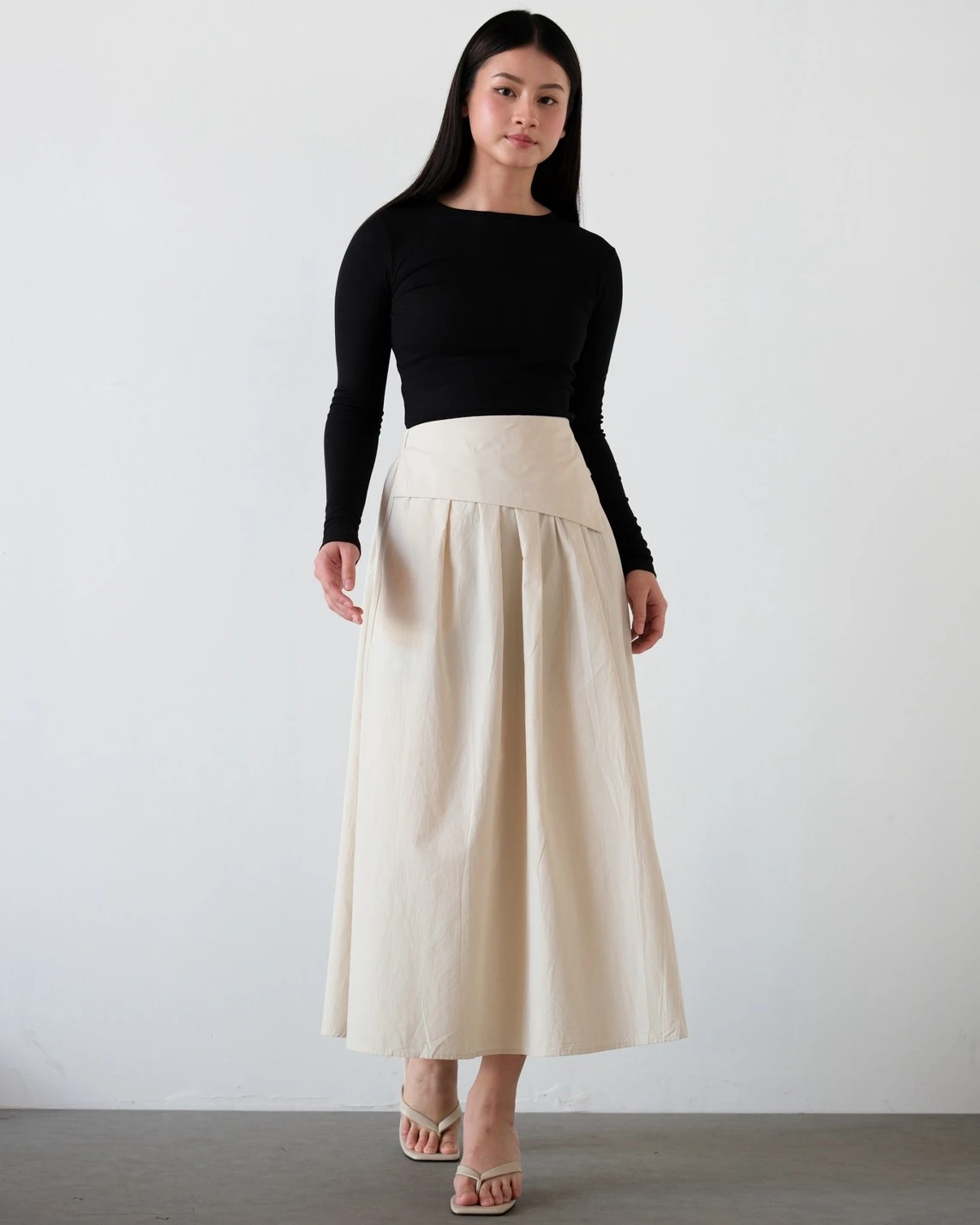 Henzil Skirt Kode 8890 Cream