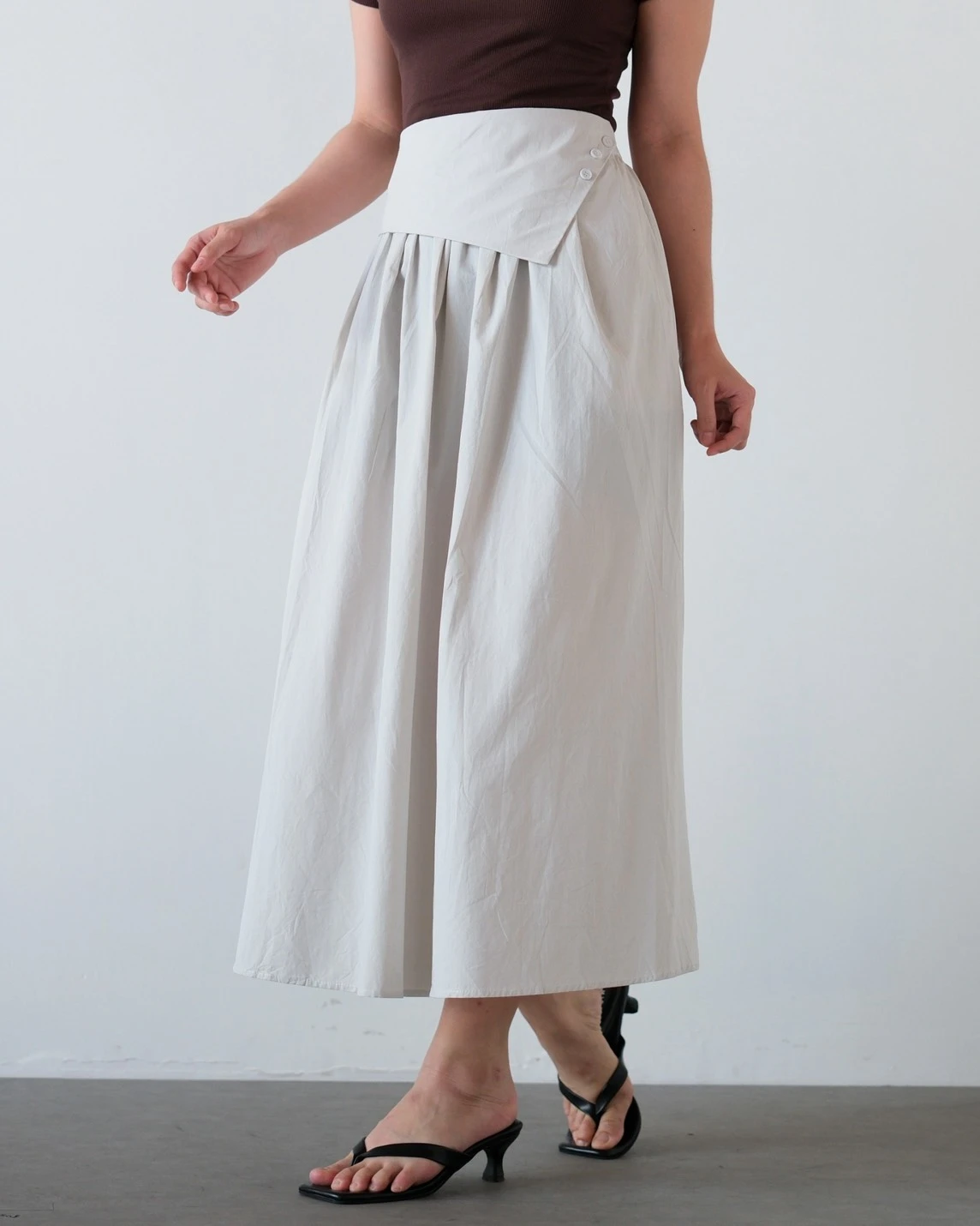 Henzil Skirt Kode 8890 Light Grey