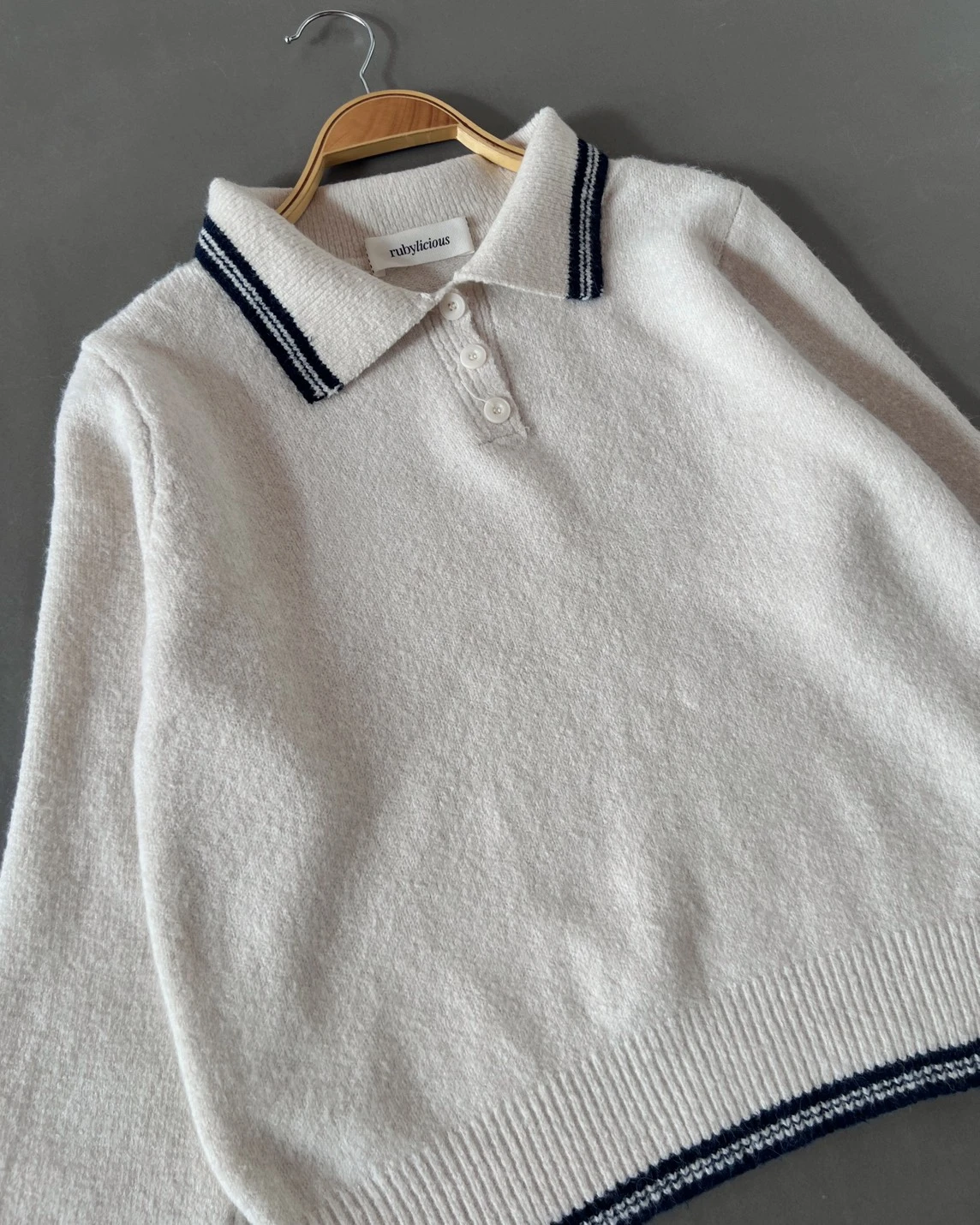 Charu Longsleeve Kode 116P Beige