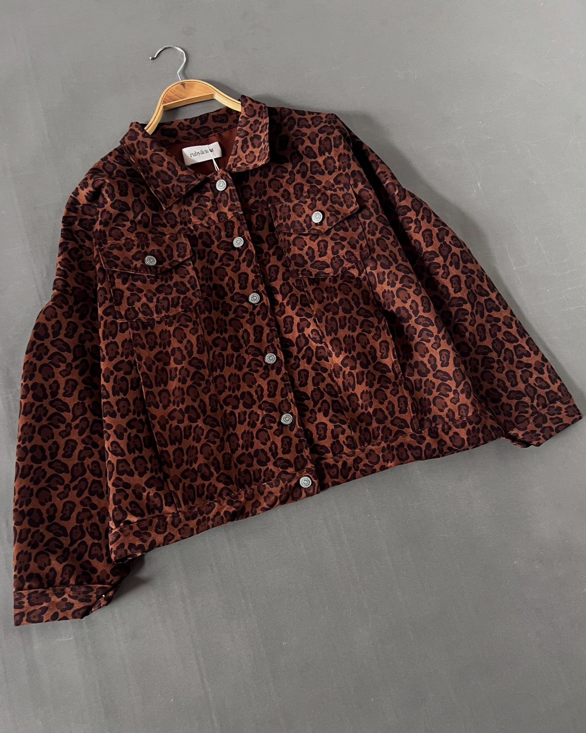 Alternative view of Ivelio Leopard Jacket Kode 251116 Brown
