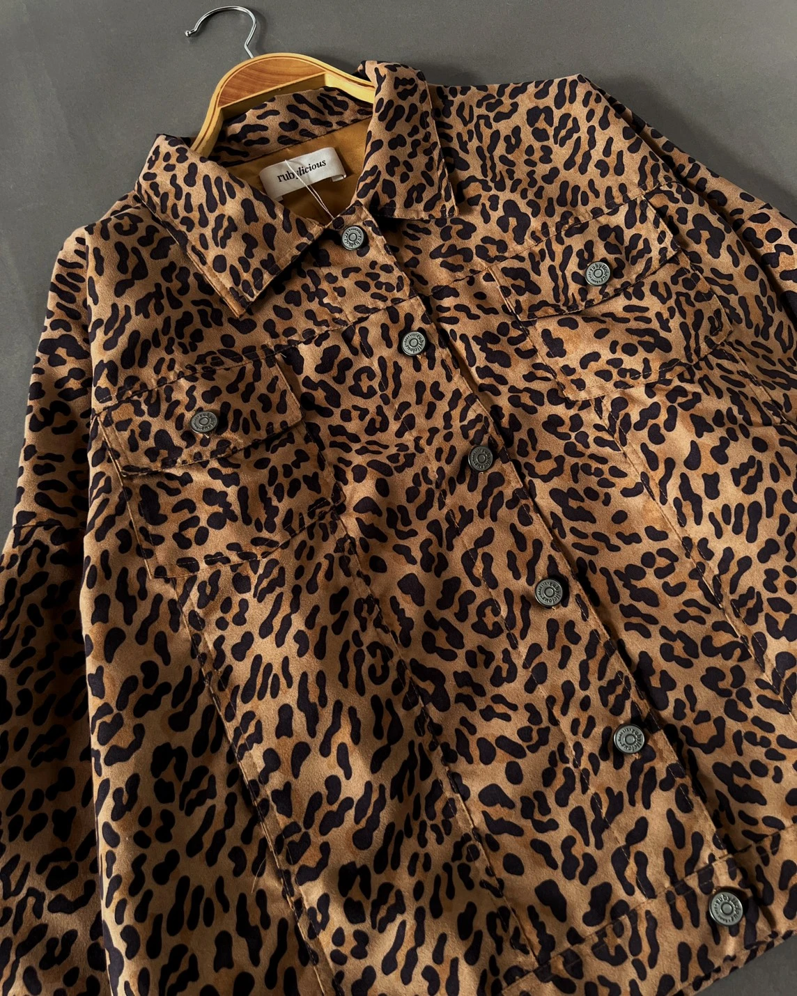 Ivelio Leopard Jacket Kode 251116 Milo