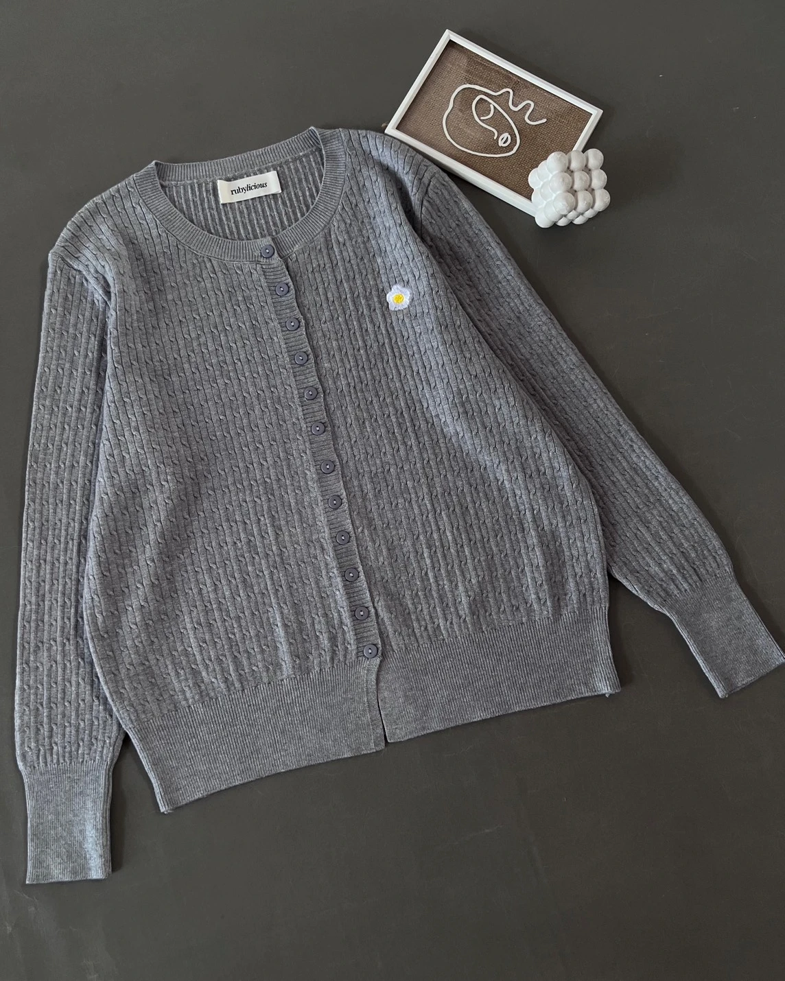 Alternative view of Precia Cardi Kode 359 O Grey