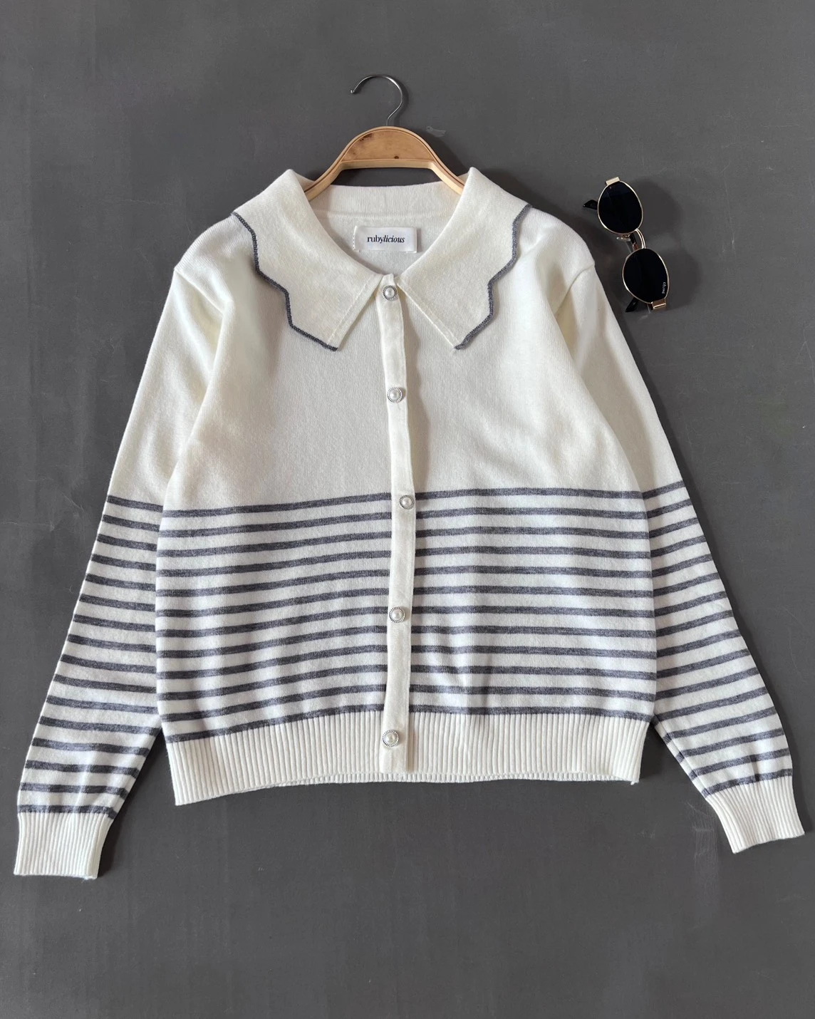 Godiva Longsleeve Kode 272P Grey