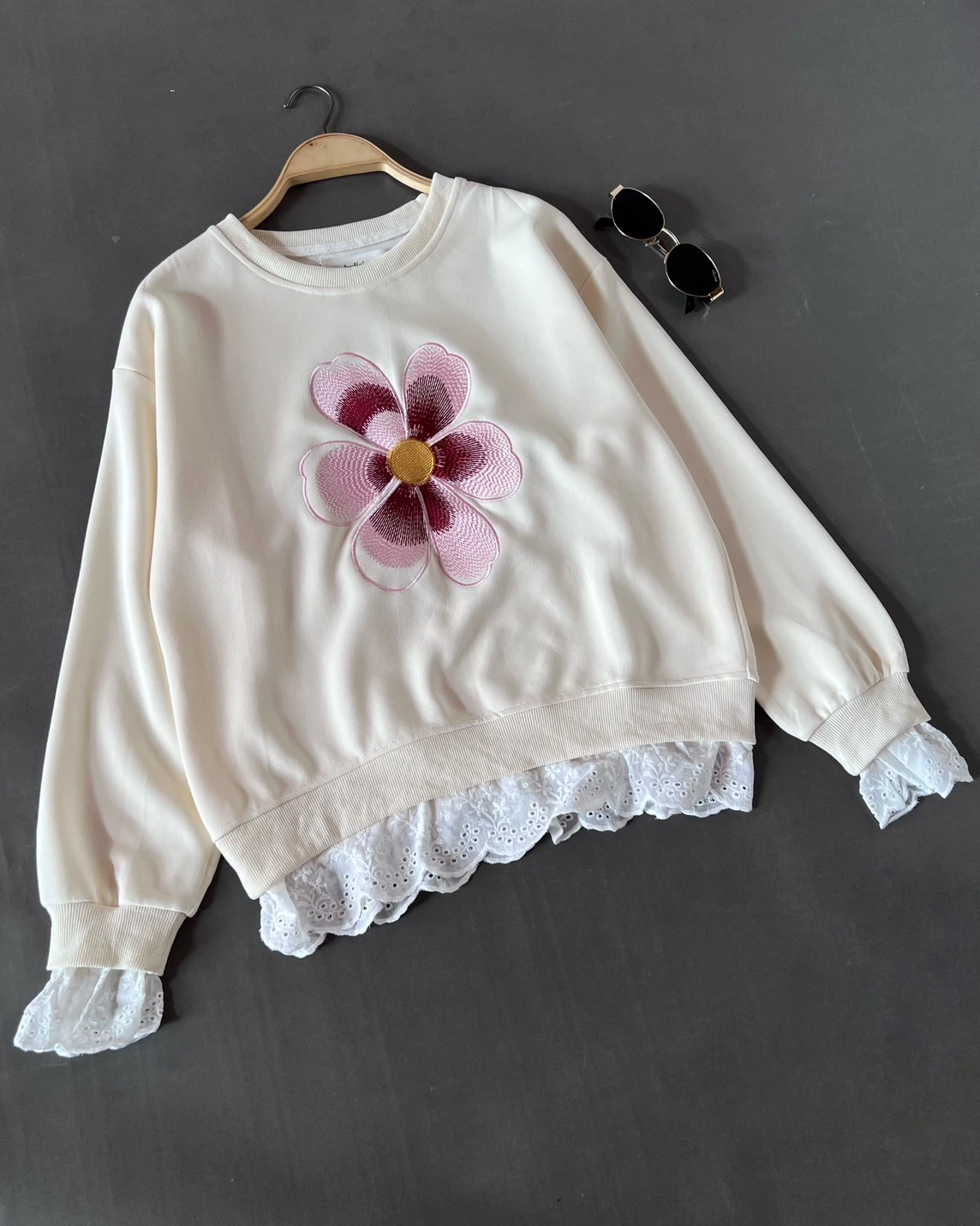 Alternative view of Qaula Longsleeve Kode 304 O Ivory