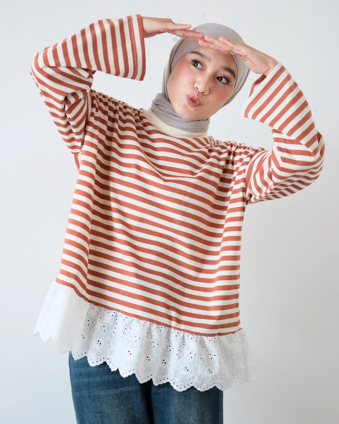 Ohio Longsleeve Cream-Hazelnut - Image 3